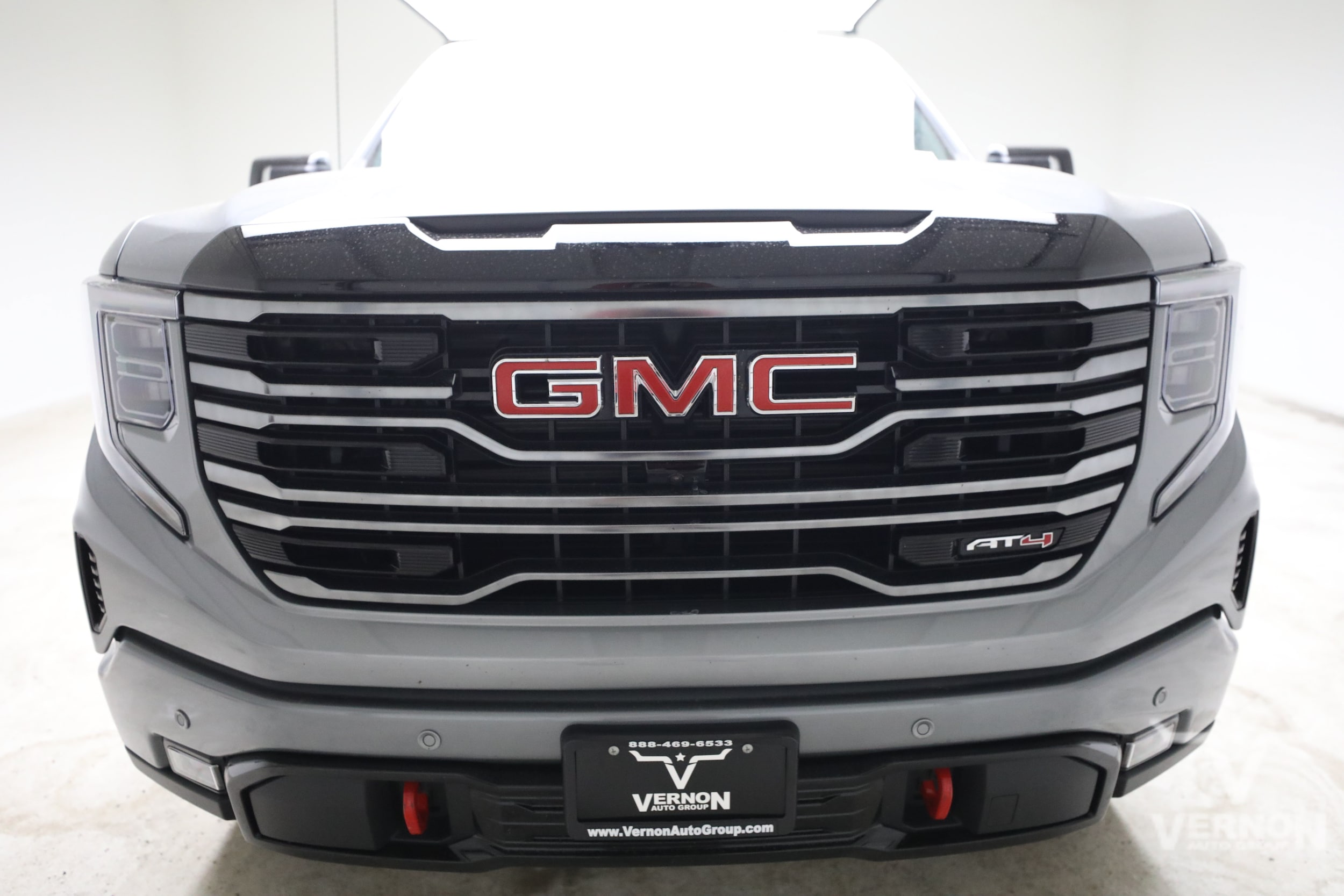 2026 GMC Sierra 1500 AT4 - Photo 8