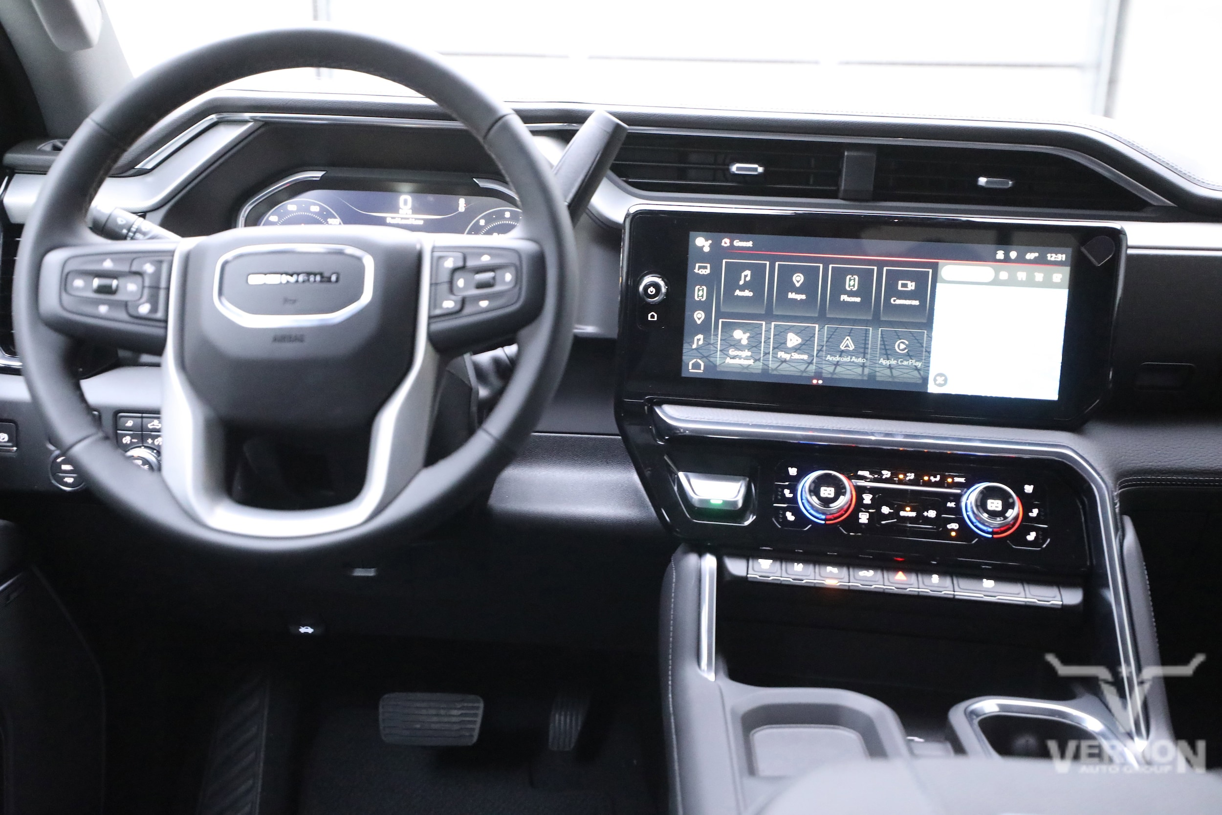 2026 GMC Sierra 3500HD Denali - Photo 21
