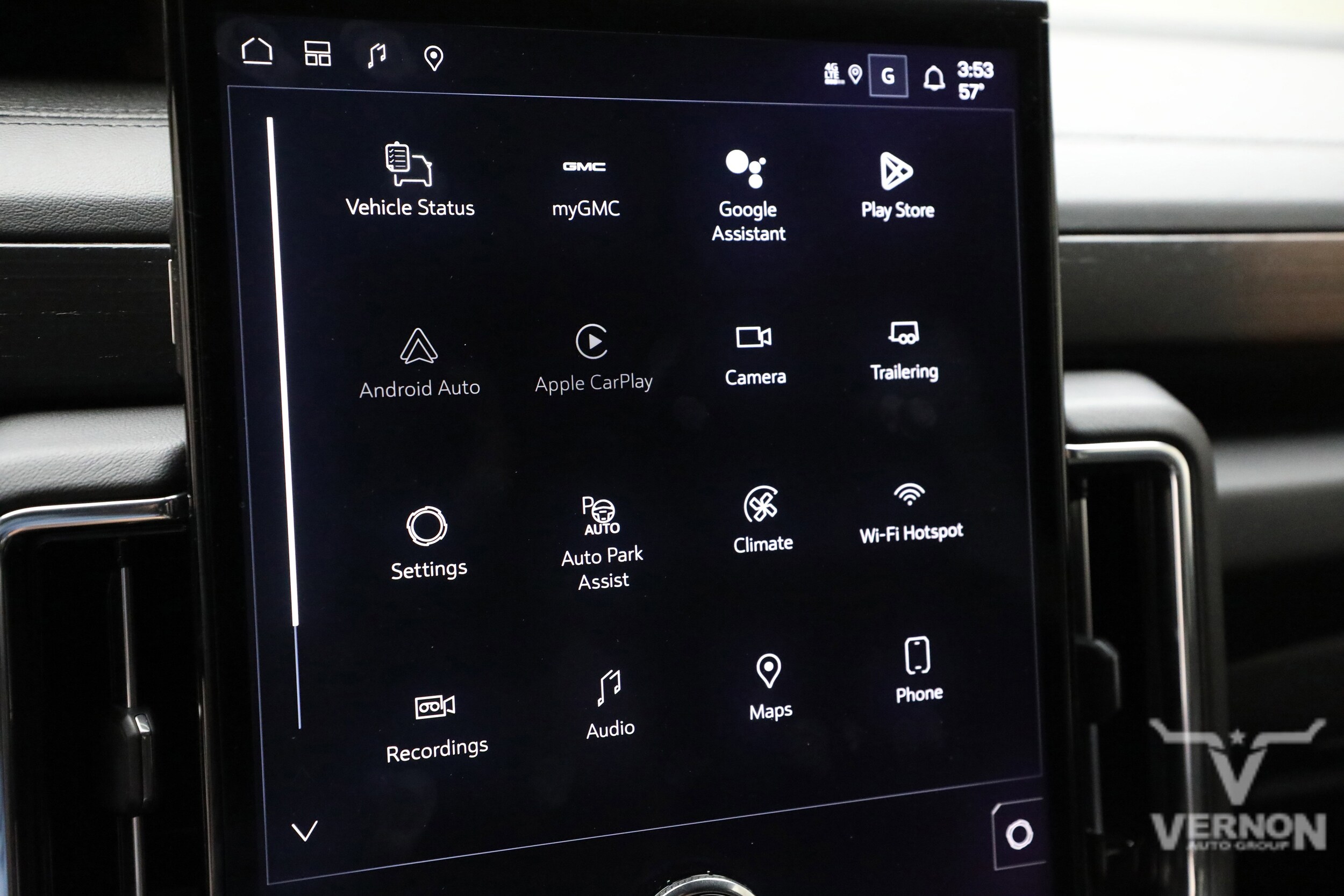 2026 GMC Yukon Denali - Photo 27