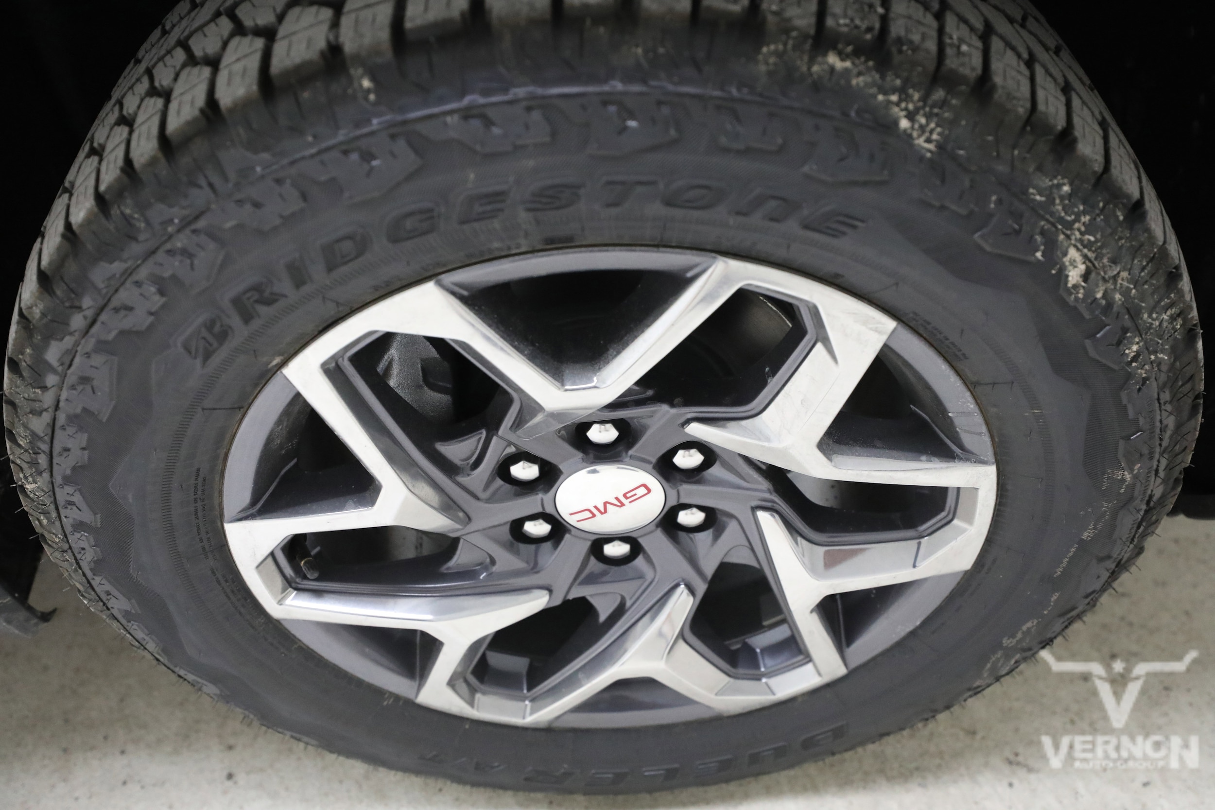 2026 GMC Sierra 1500 SLT - Photo 32