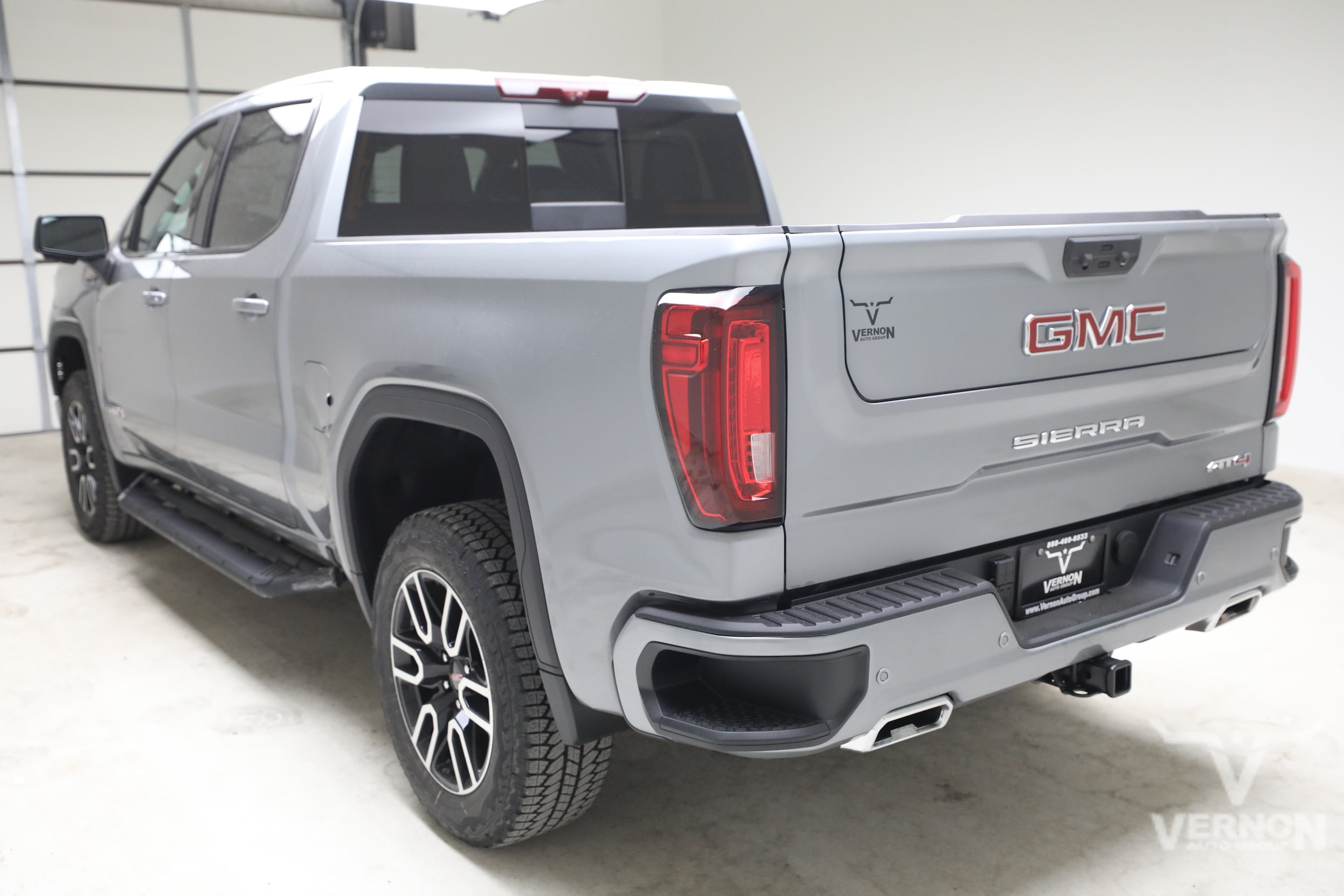 2026 GMC Sierra 1500 AT4 - Photo 3