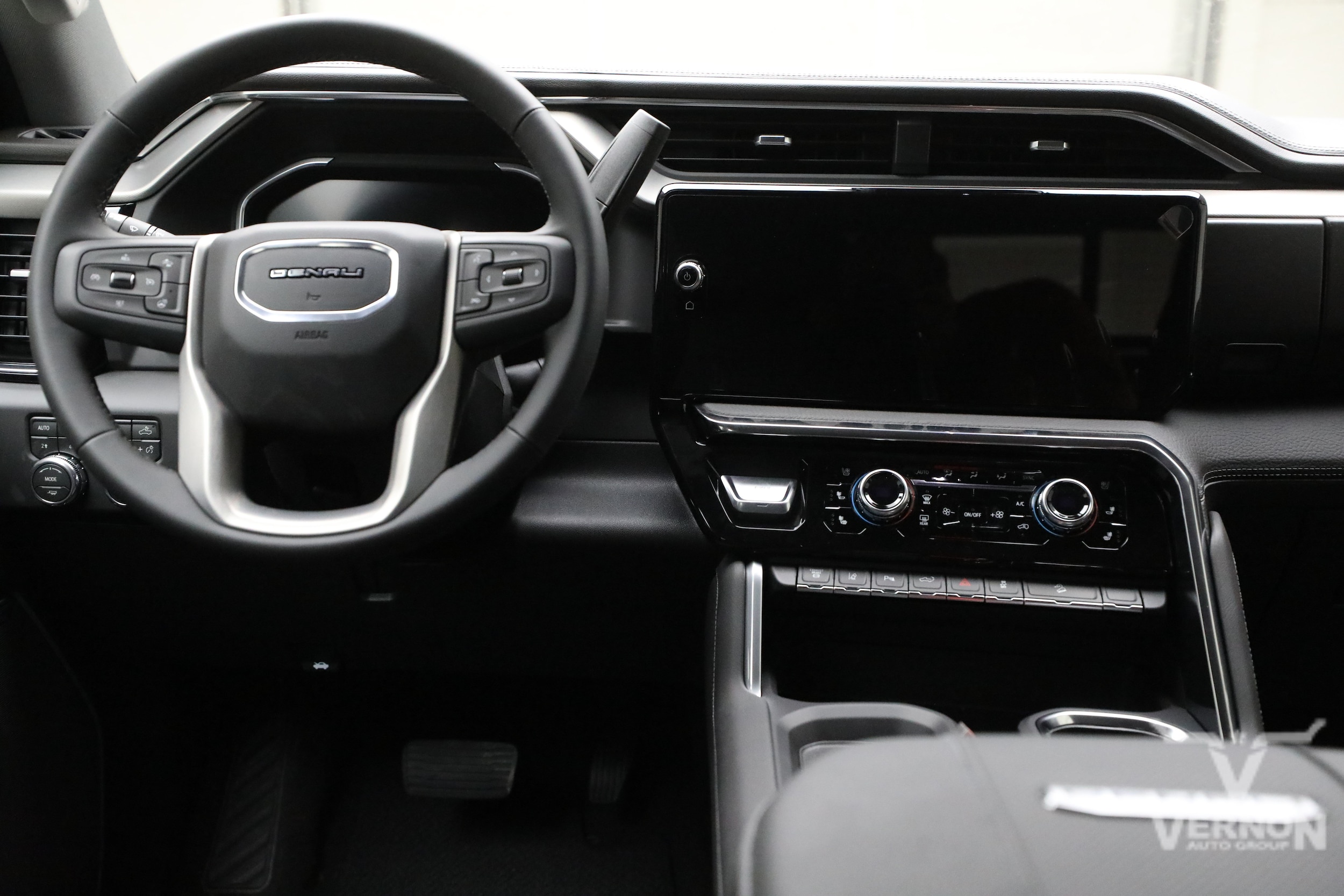 2026 GMC Sierra 2500HD Denali - Photo 20