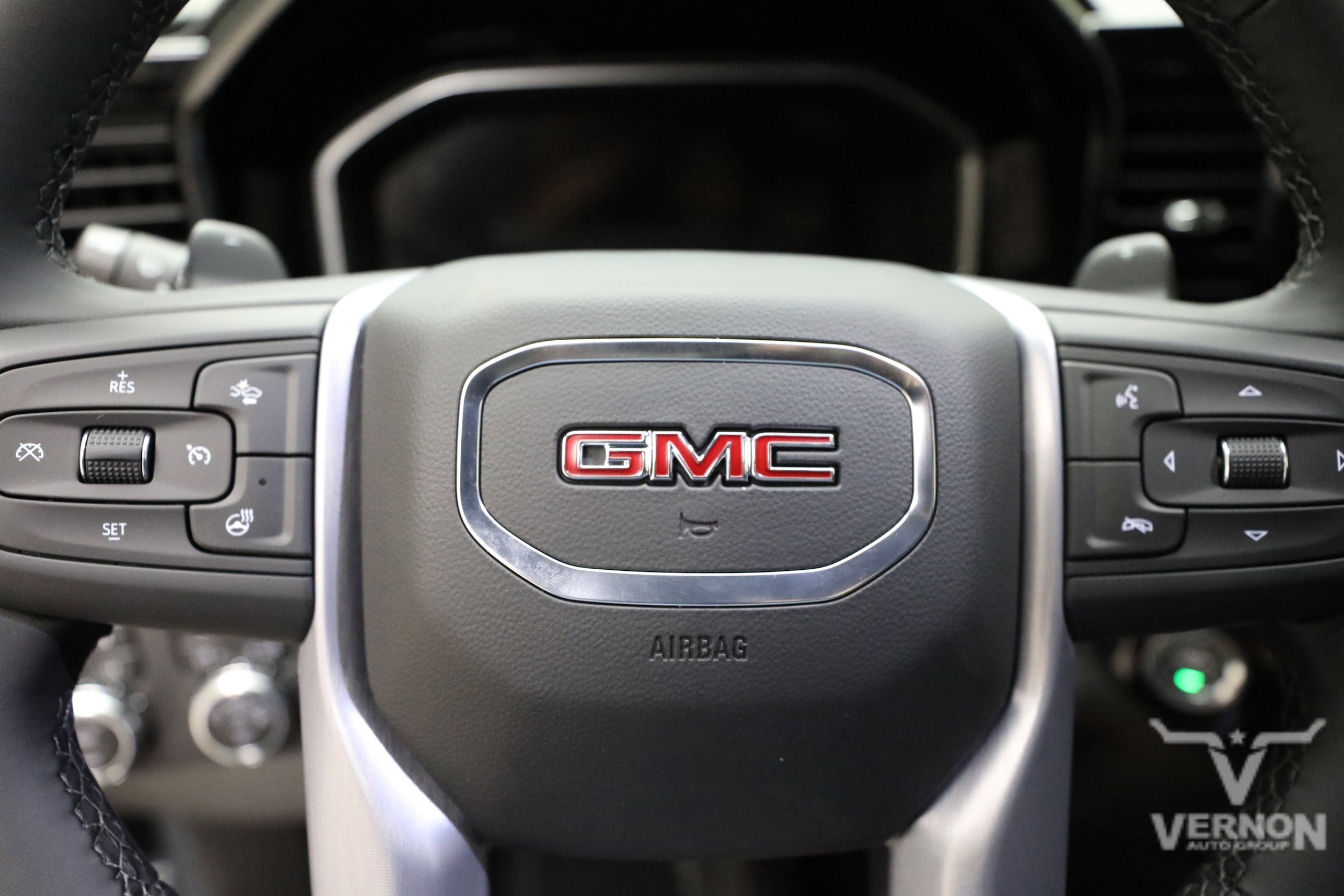 2026 GMC Sierra 1500 SLT - Photo 21