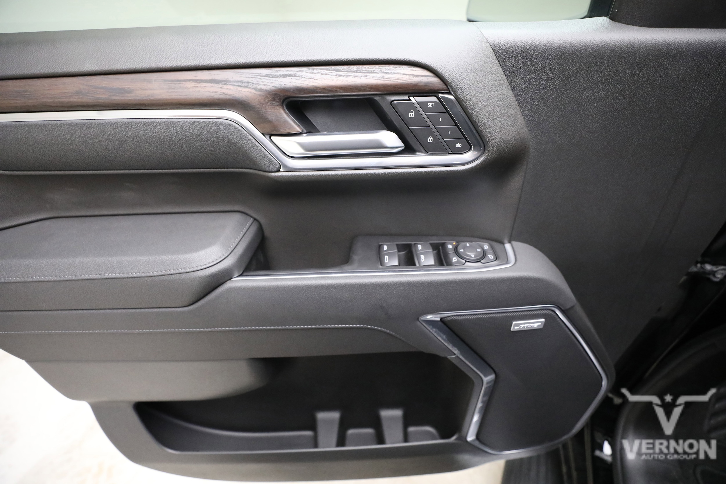 2026 GMC Sierra 1500 SLT - Photo 20