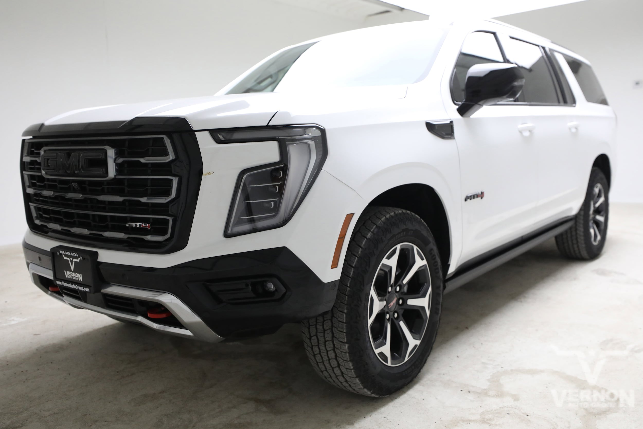 2026 GMC Yukon 4WD AT4's photo
