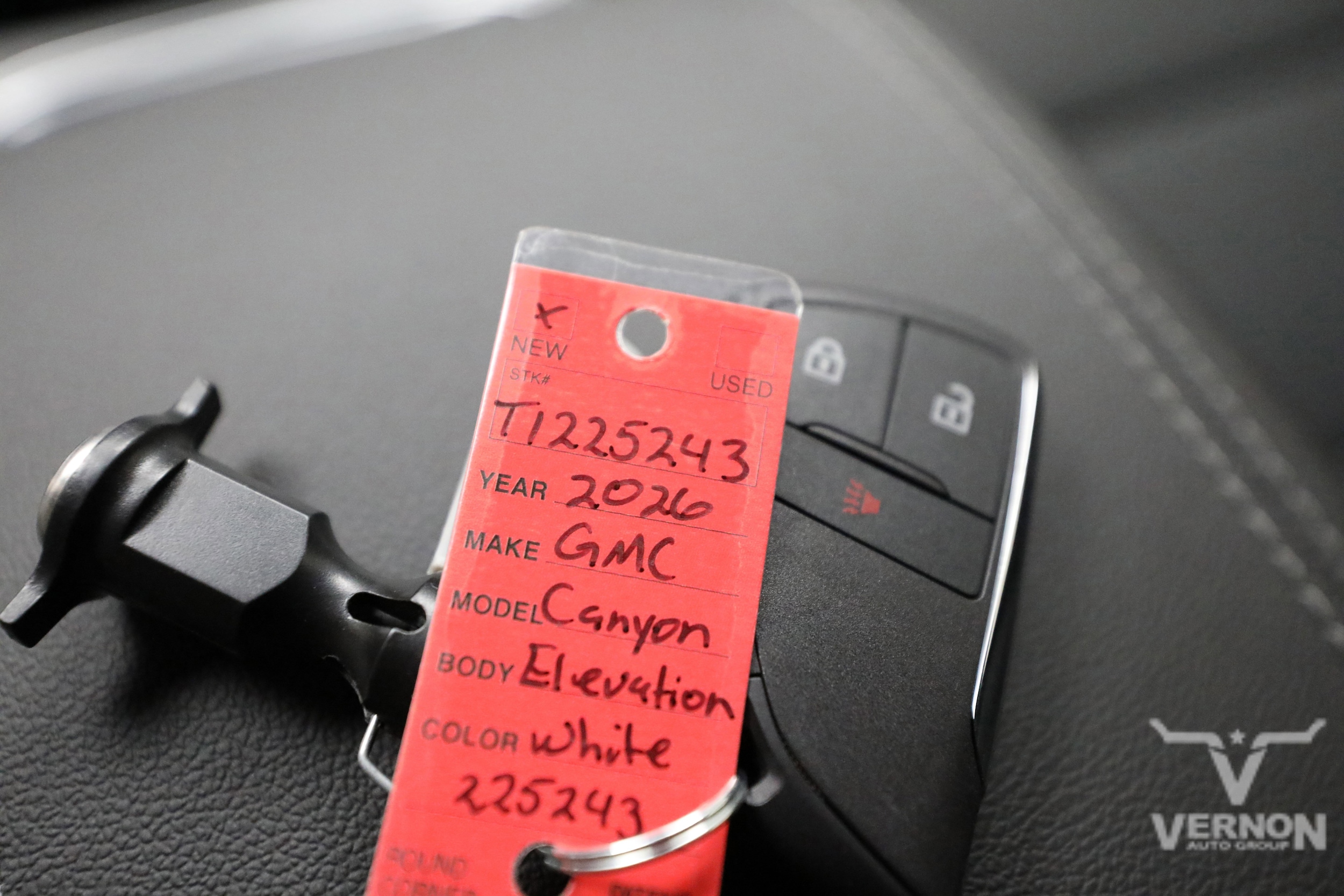 2026 GMC Canyon Elevation - Photo 33