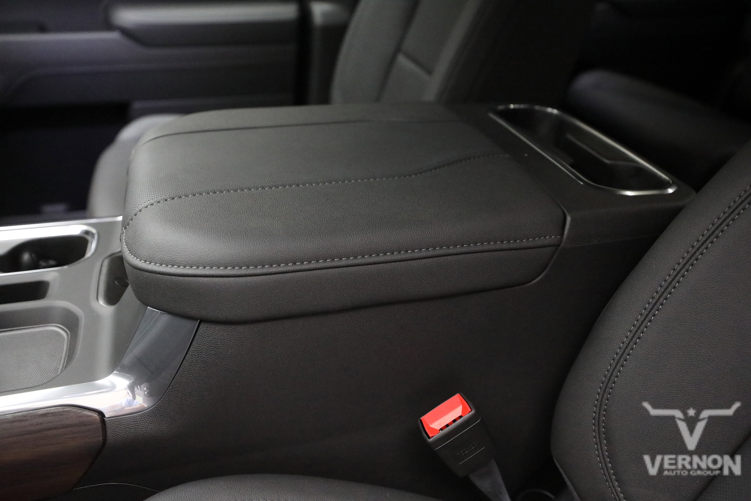 2026 GMC Sierra 1500 SLT - Photo 15