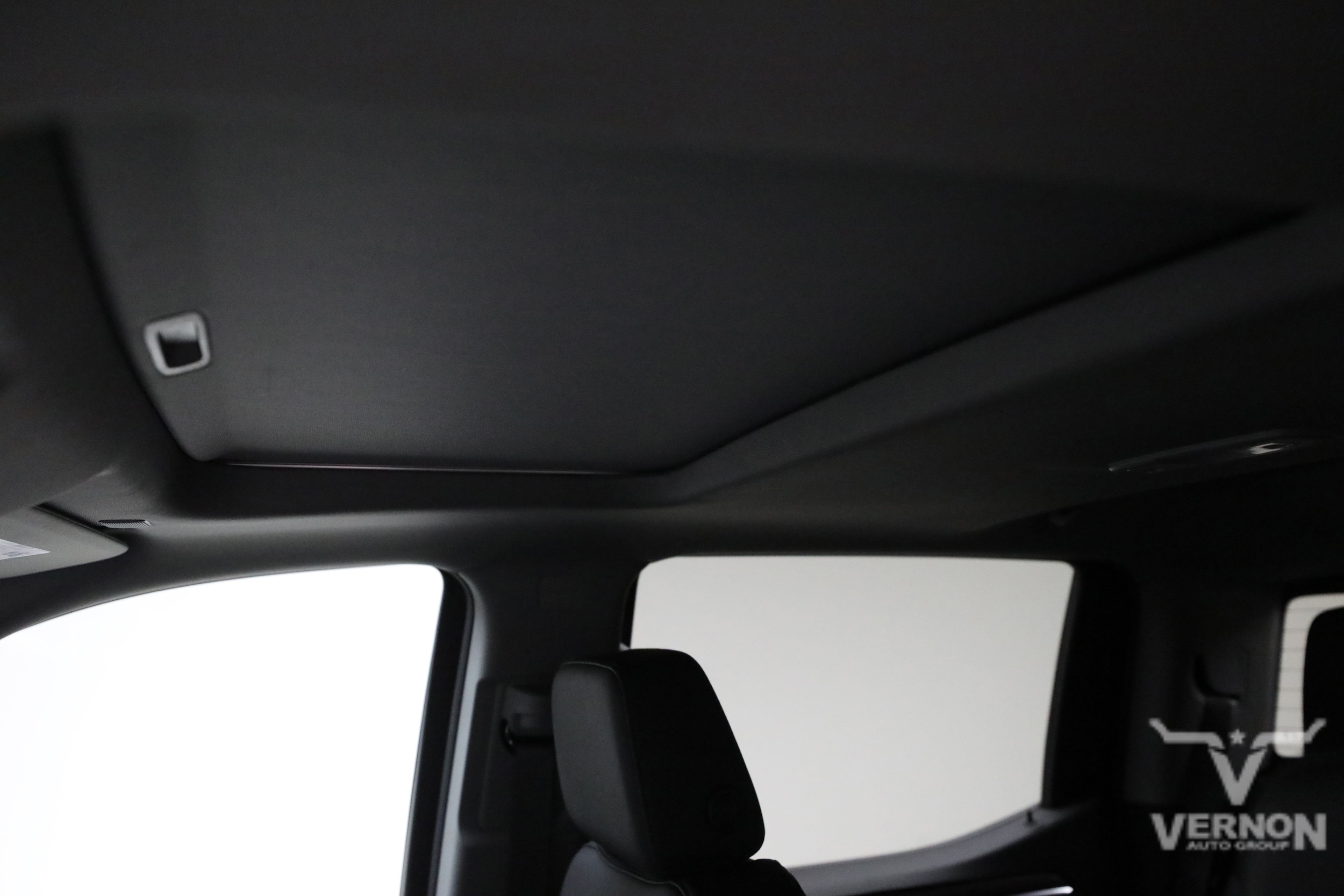 2026 GMC Sierra 1500 SLT - Photo 14