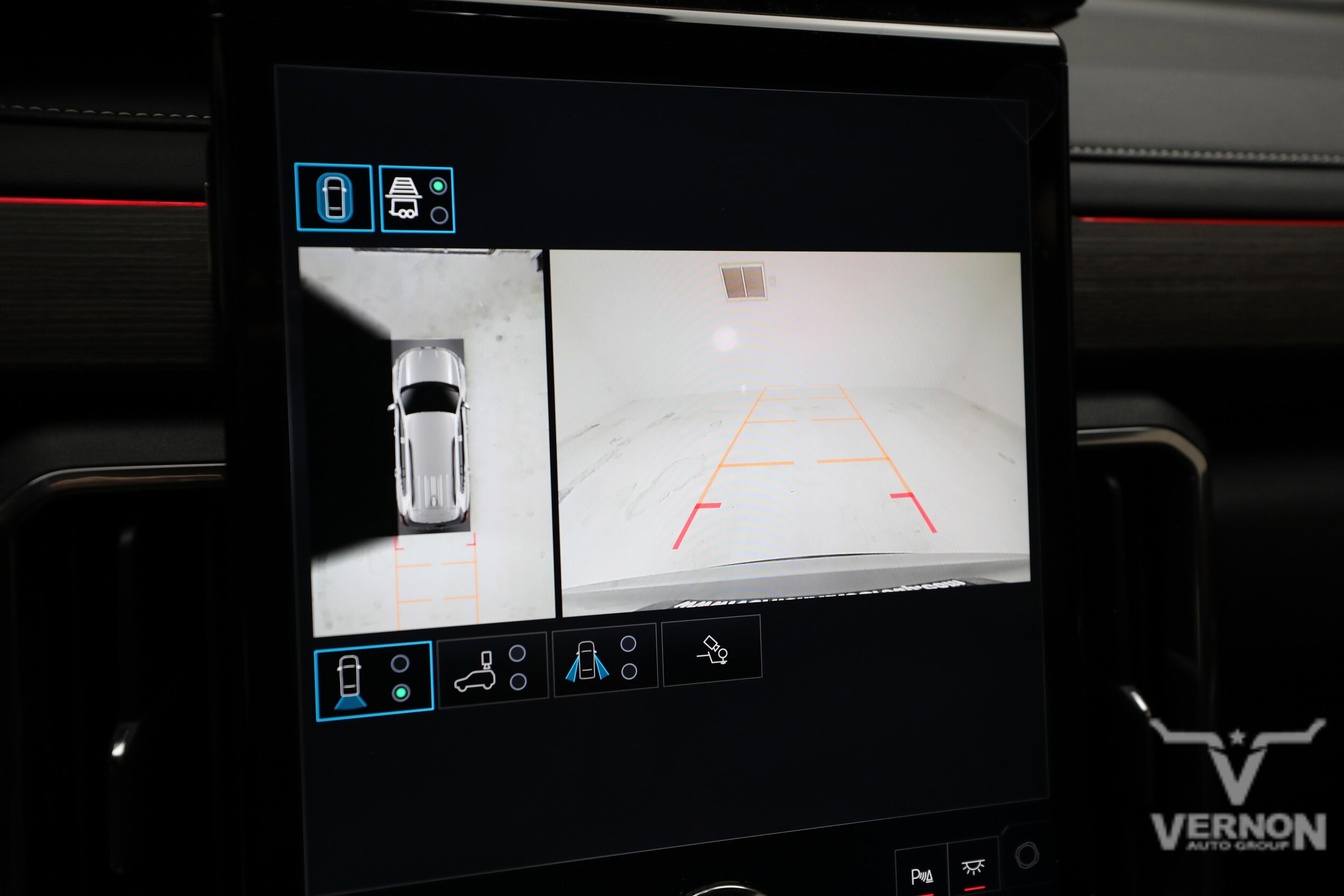 2026 GMC Acadia Denali - Photo 27