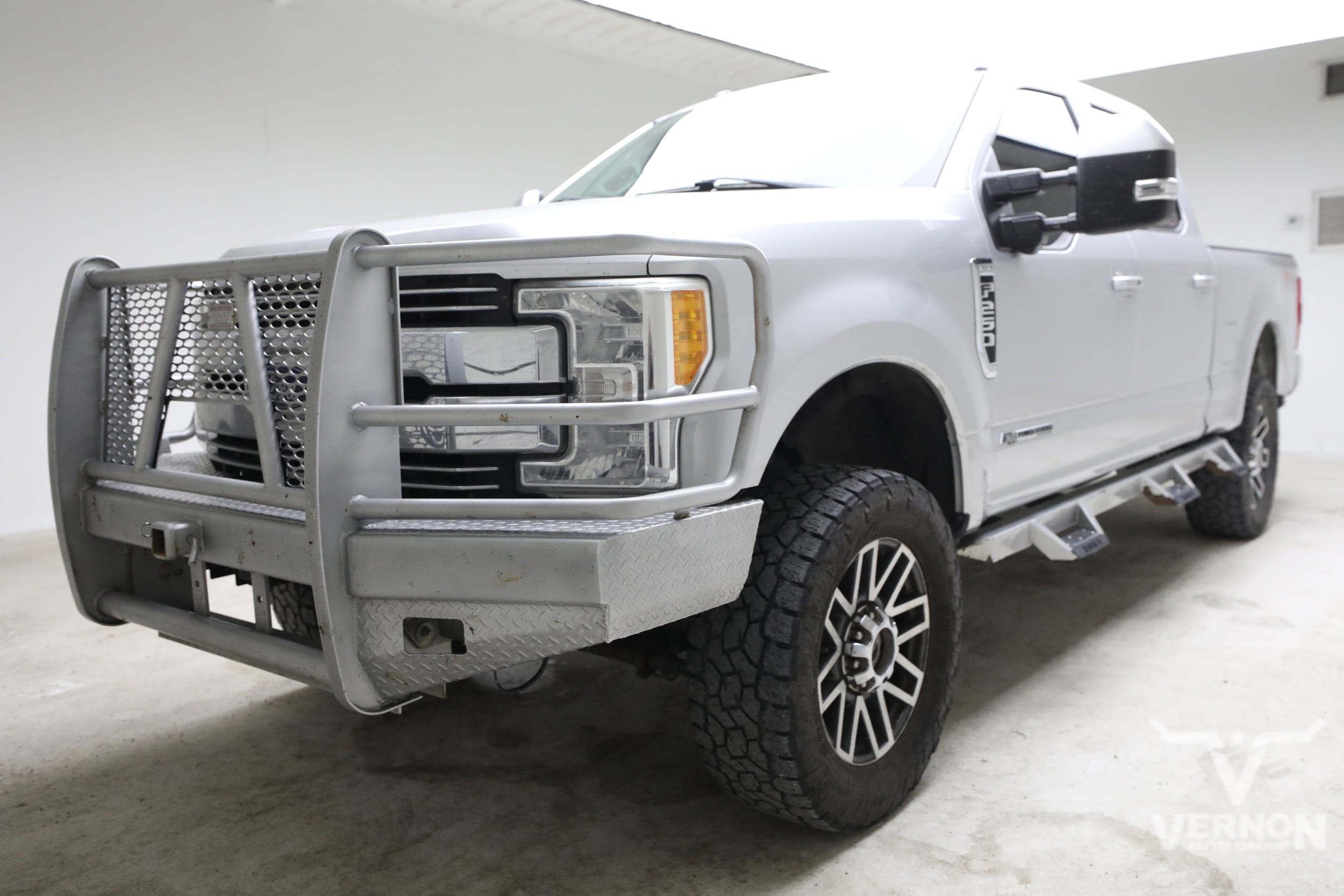 2017 Ford F-250 Lariat 4x4 Crew Cab 8' Box's photo