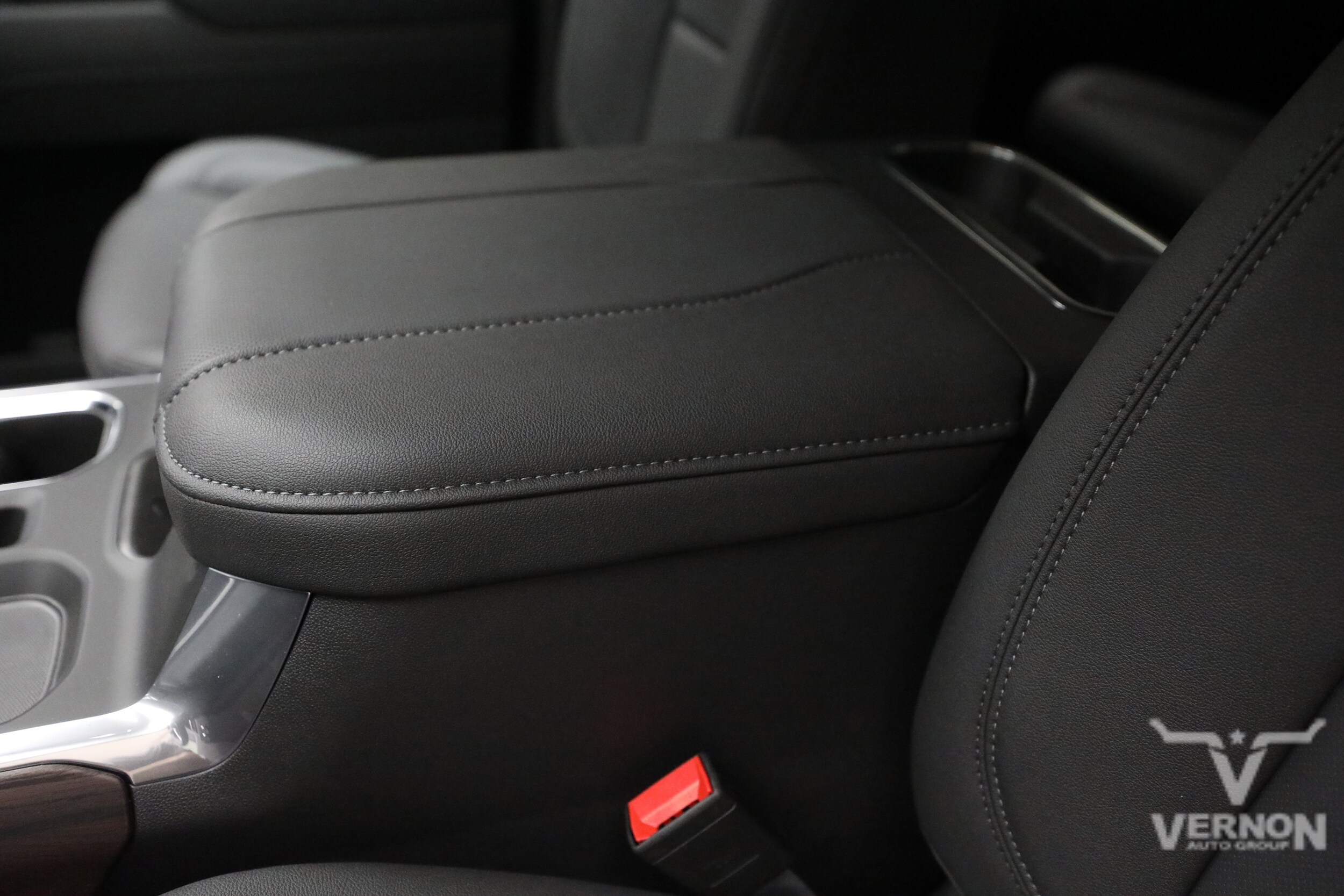 2026 GMC Sierra 1500 SLT - Photo 16