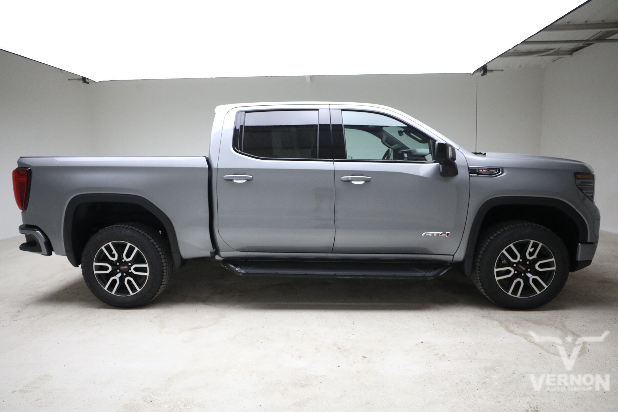 2026 GMC Sierra 1500 AT4 - Photo 6
