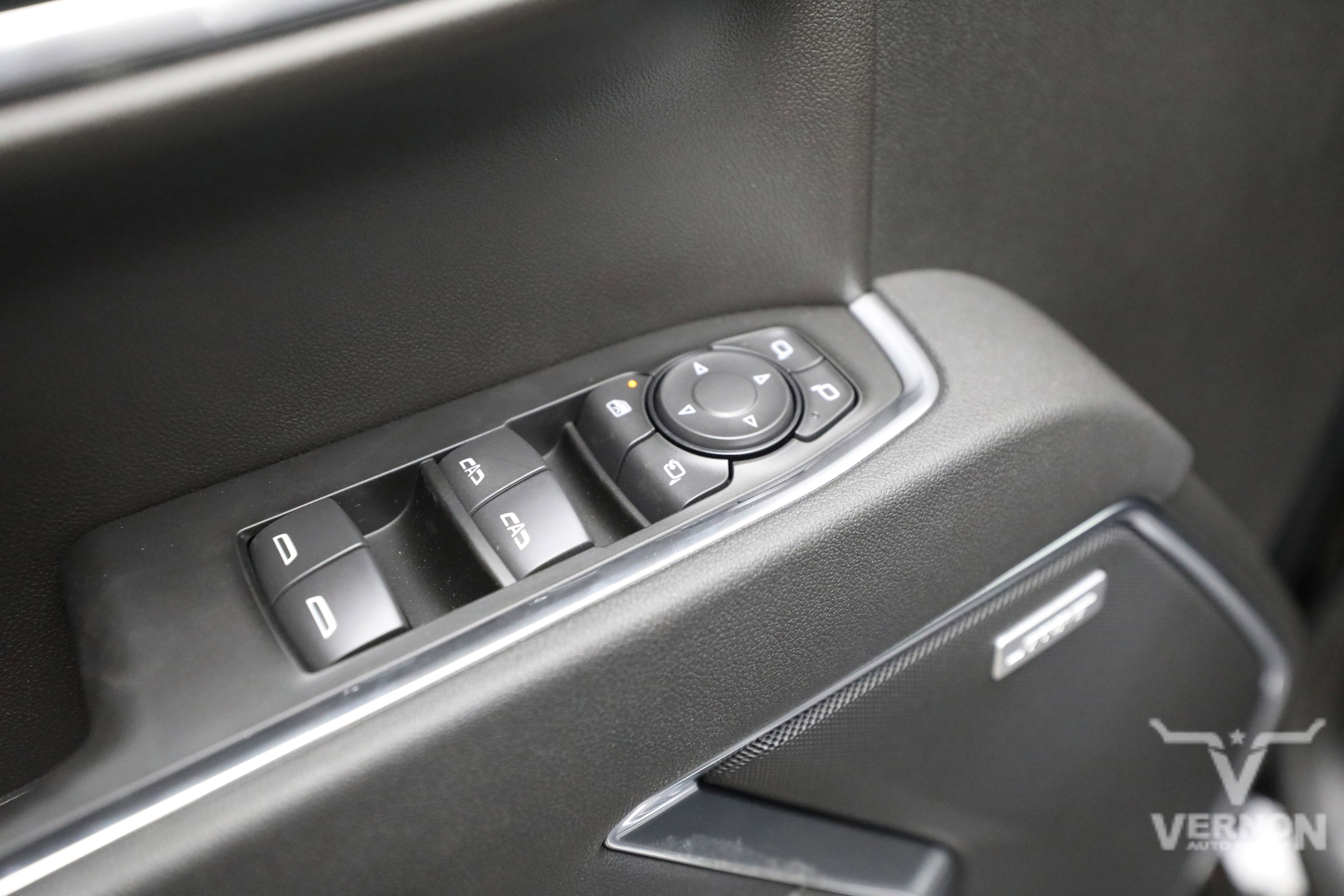 2026 GMC Sierra 1500 SLT - Photo 19