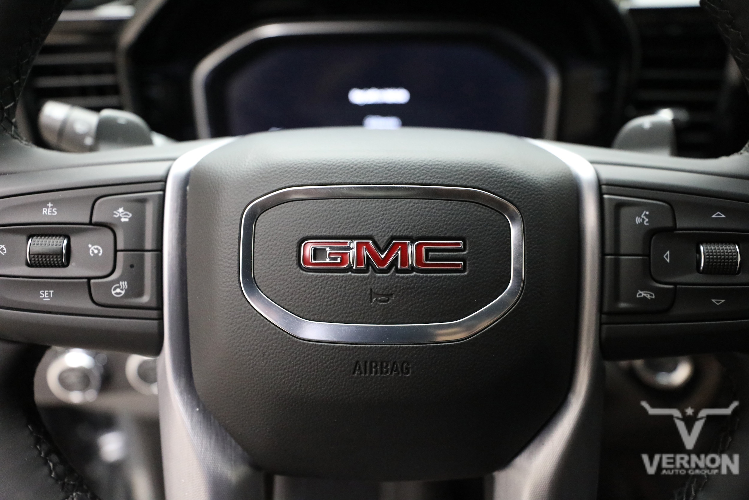 2026 GMC Sierra 1500 SLT - Photo 23