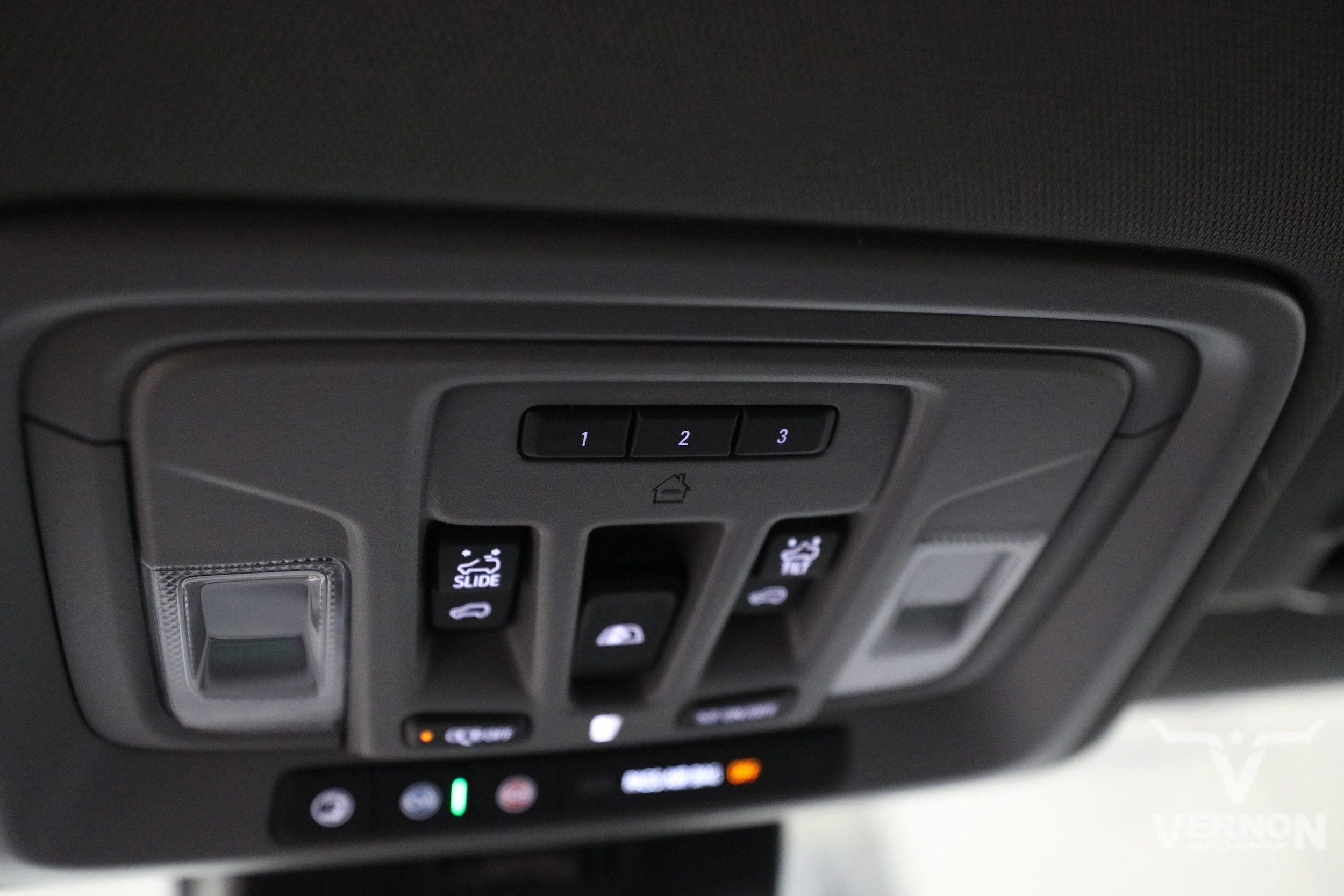 2026 GMC Sierra 1500 SLT - Photo 28