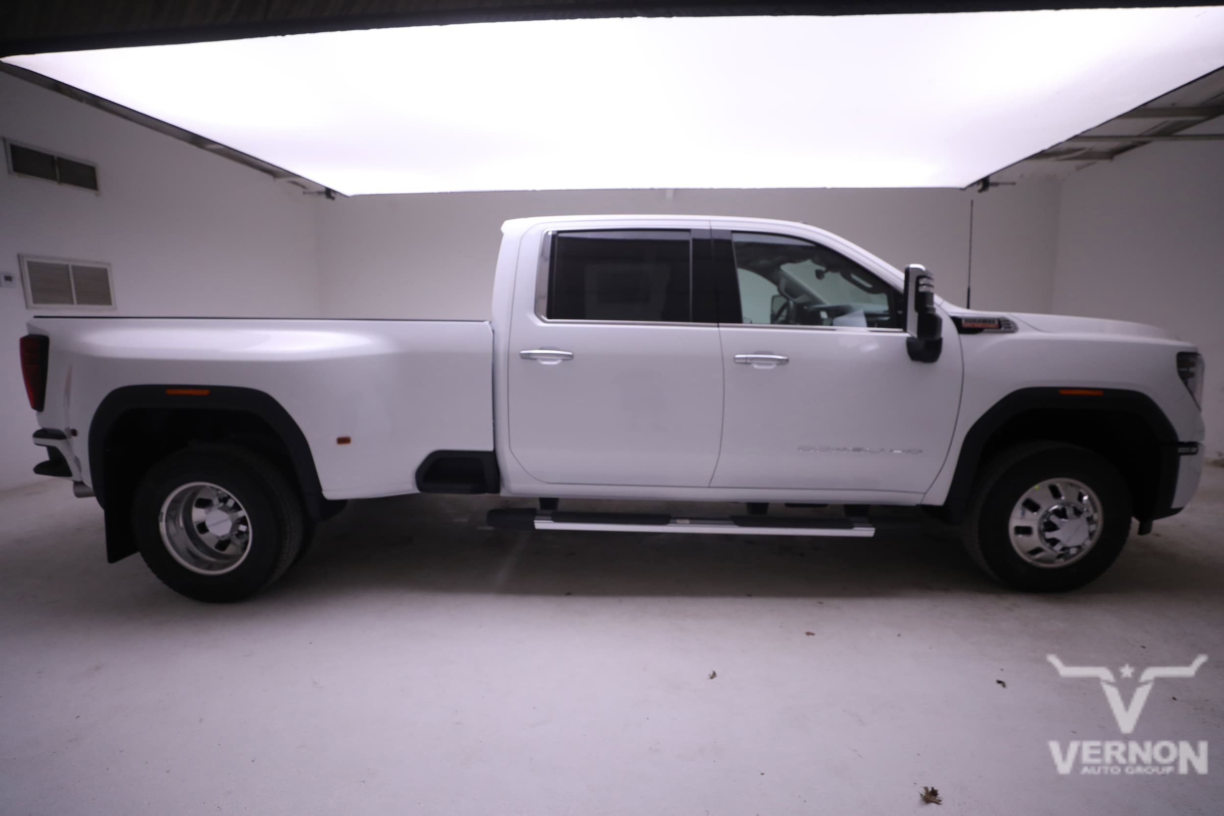 2026 GMC Sierra 3500HD Denali - Photo 6