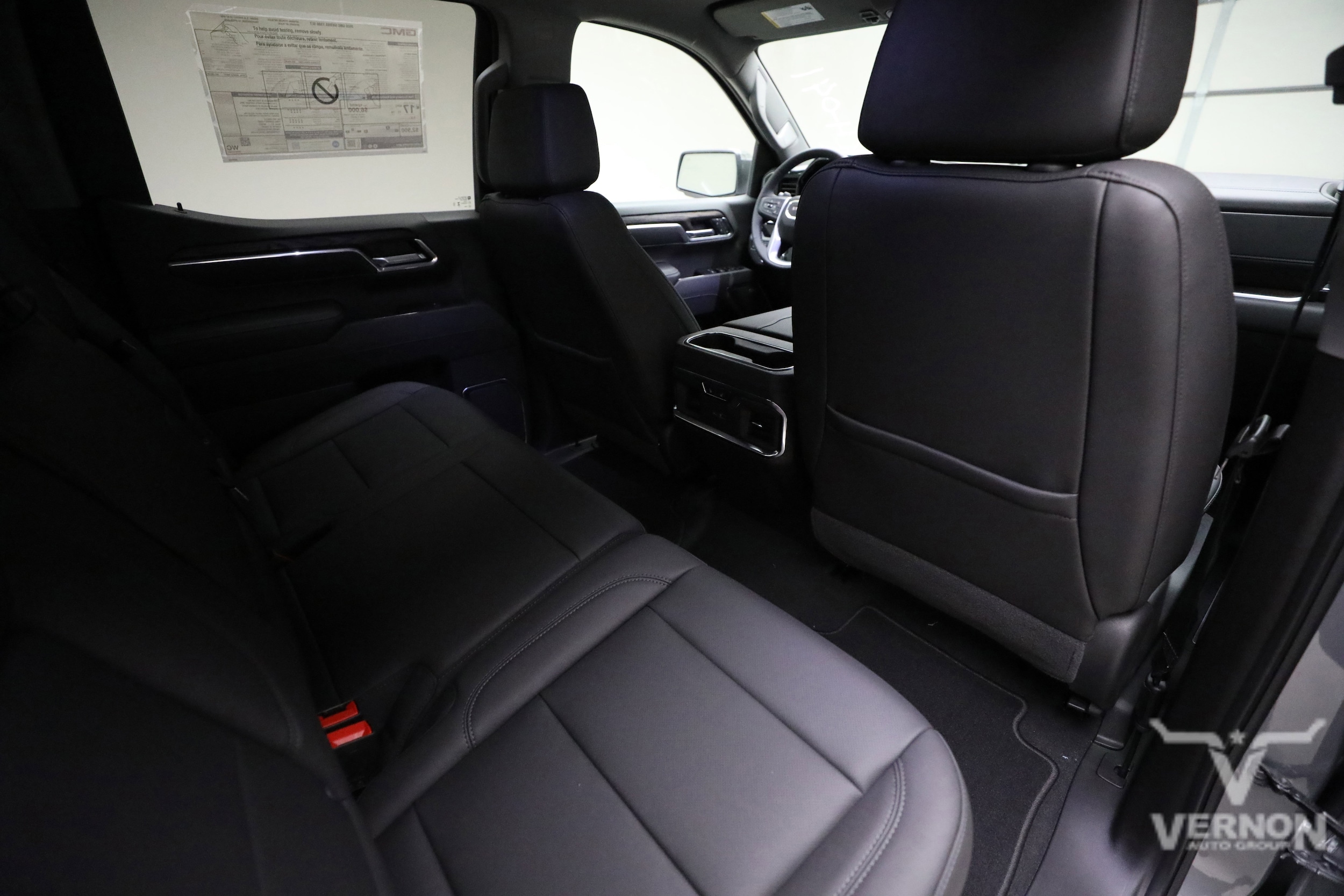 2026 GMC Sierra 1500 SLT - Photo 12
