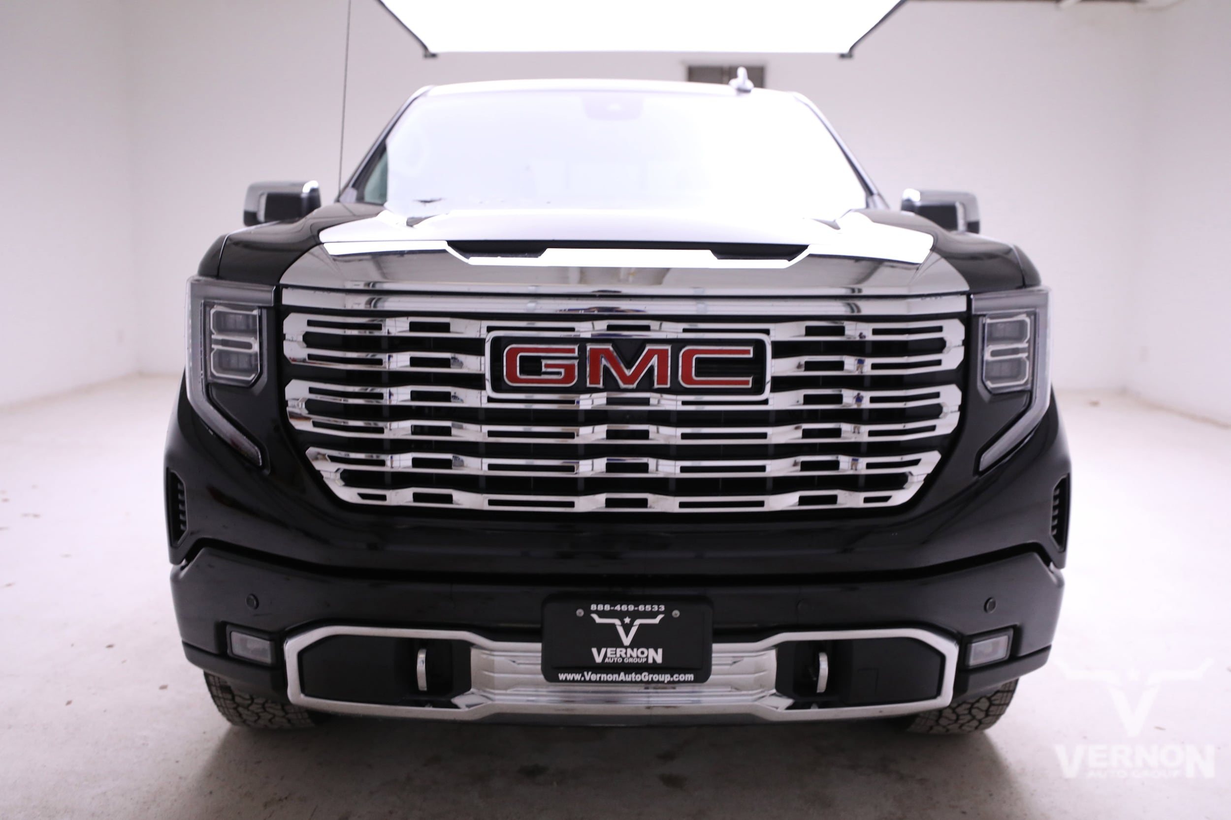 2026 GMC Sierra 1500 Denali - Photo 8