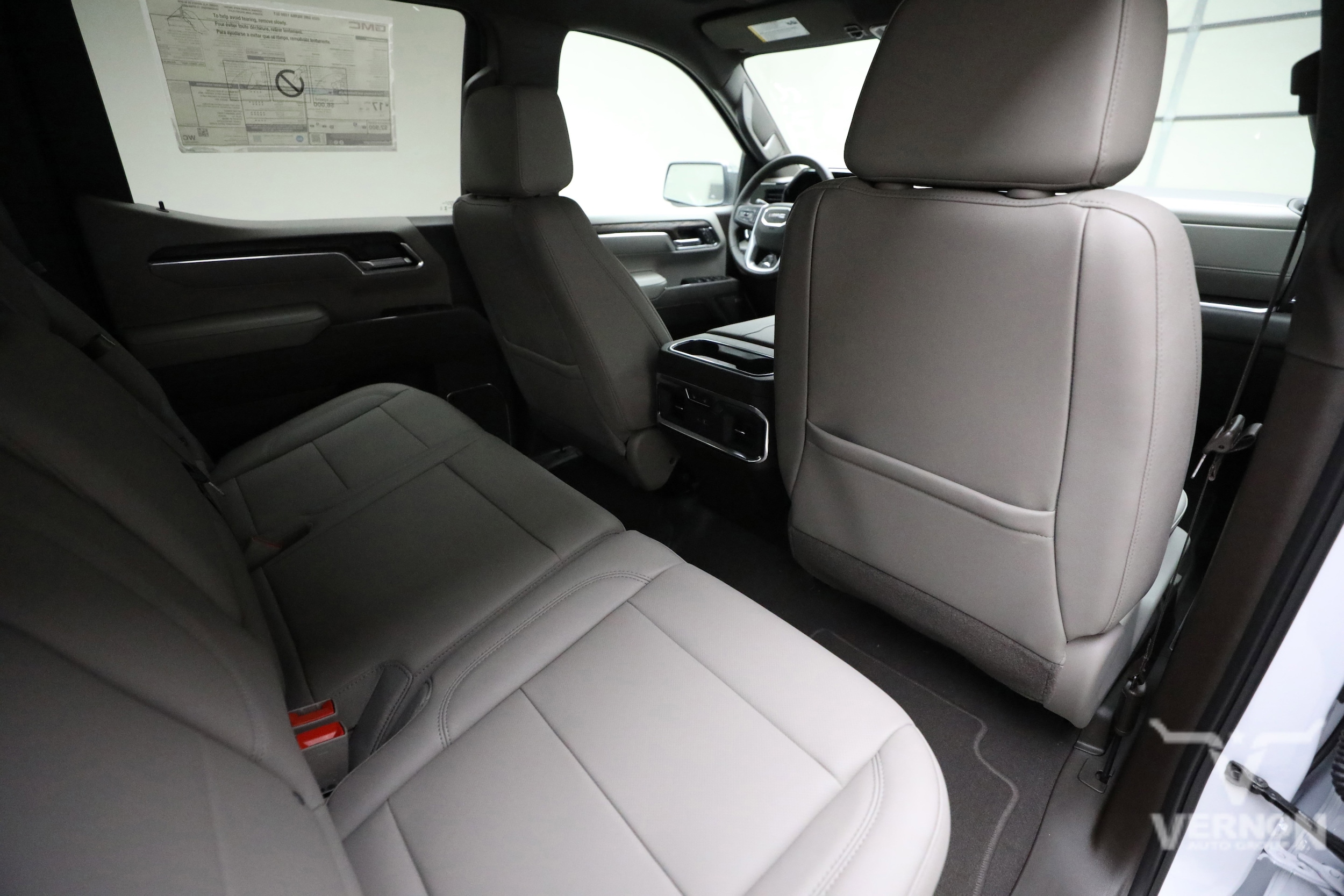 2026 GMC Sierra 1500 SLT - Photo 12