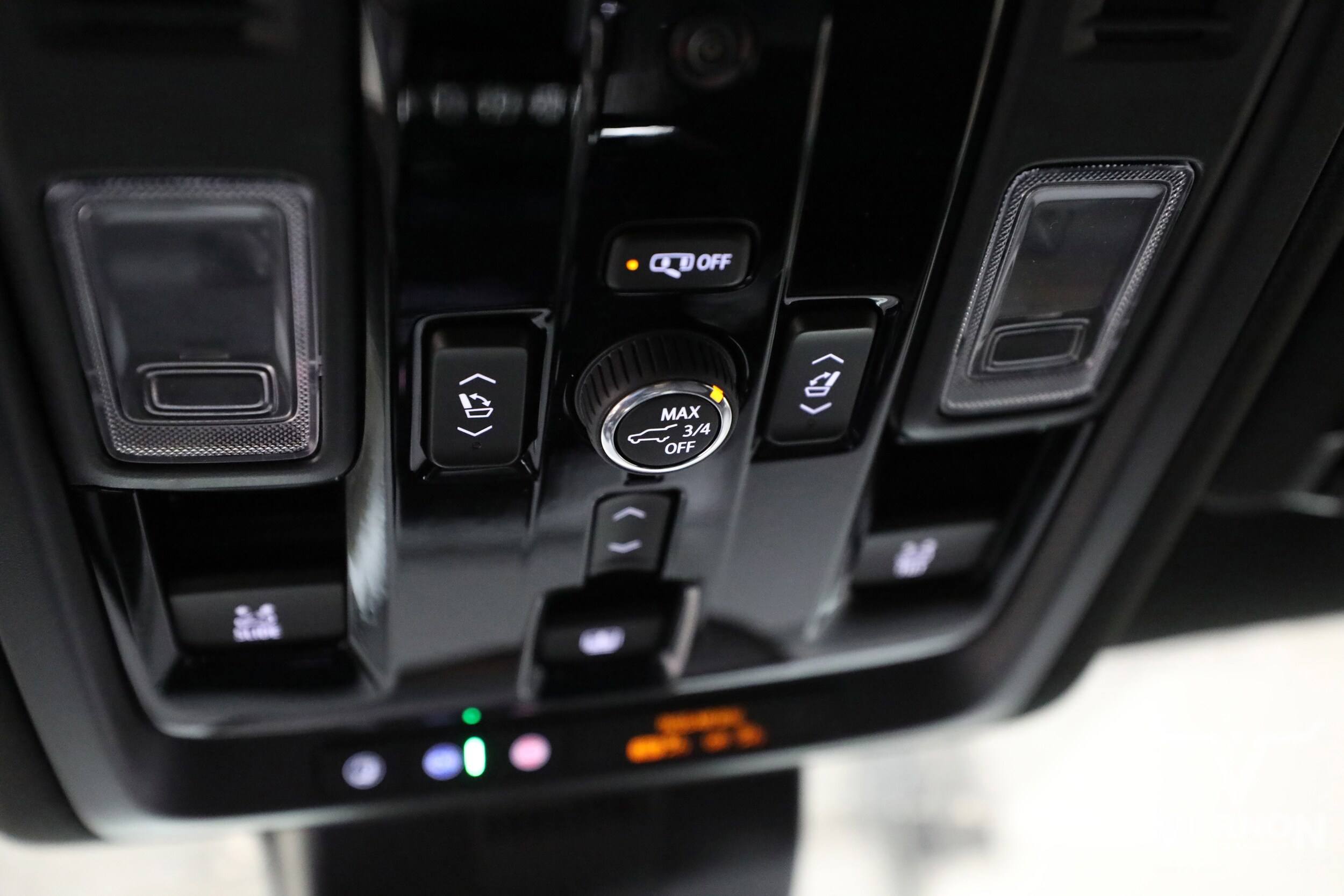 2026 GMC Yukon Denali - Photo 25