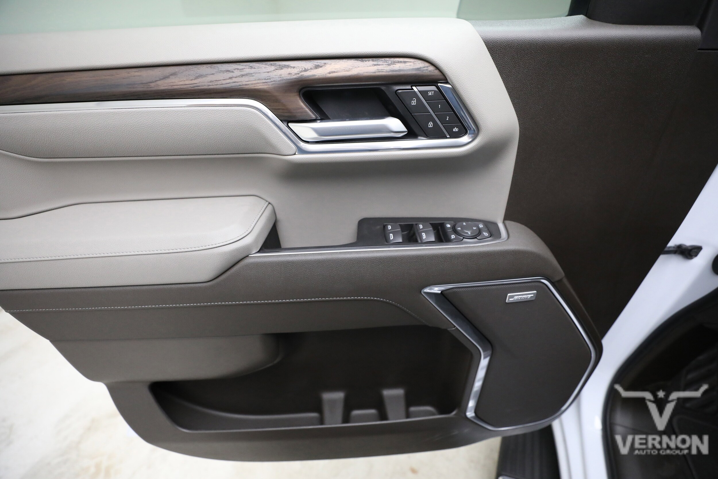2026 GMC Sierra 1500 SLT - Photo 18