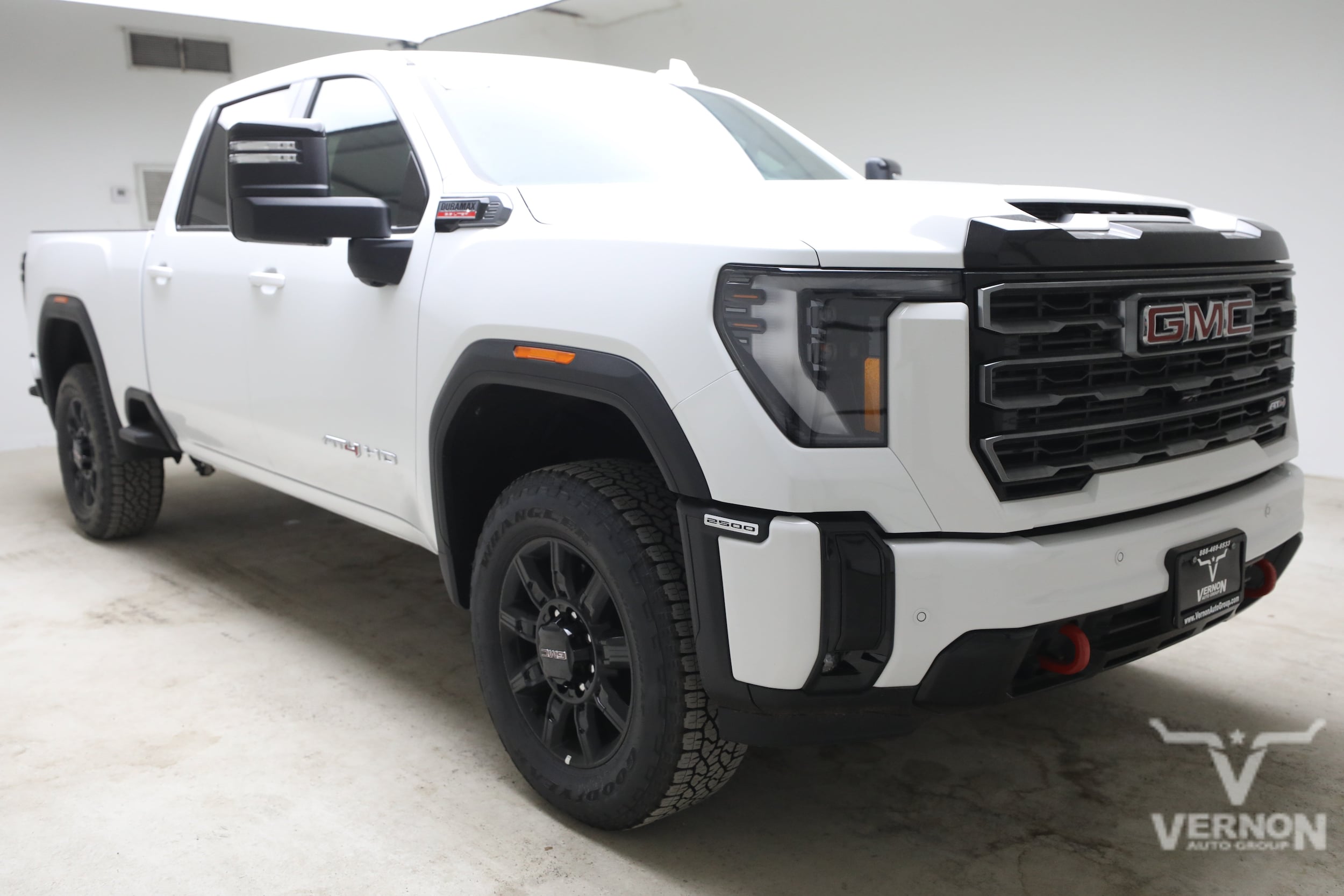 2026 GMC Sierra 2500HD AT4 - Photo 7