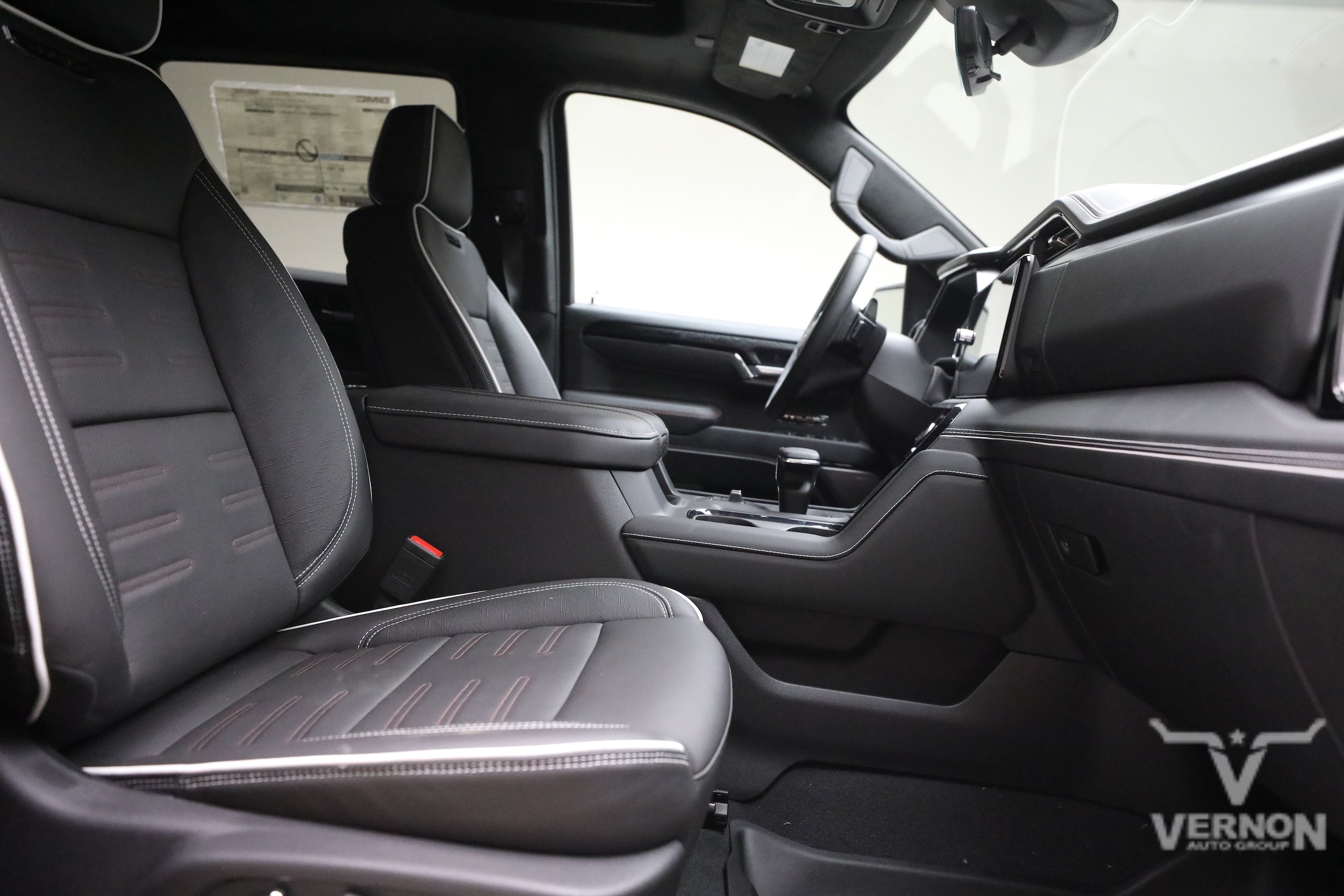 2026 GMC Sierra 1500 AT4X - Photo 11