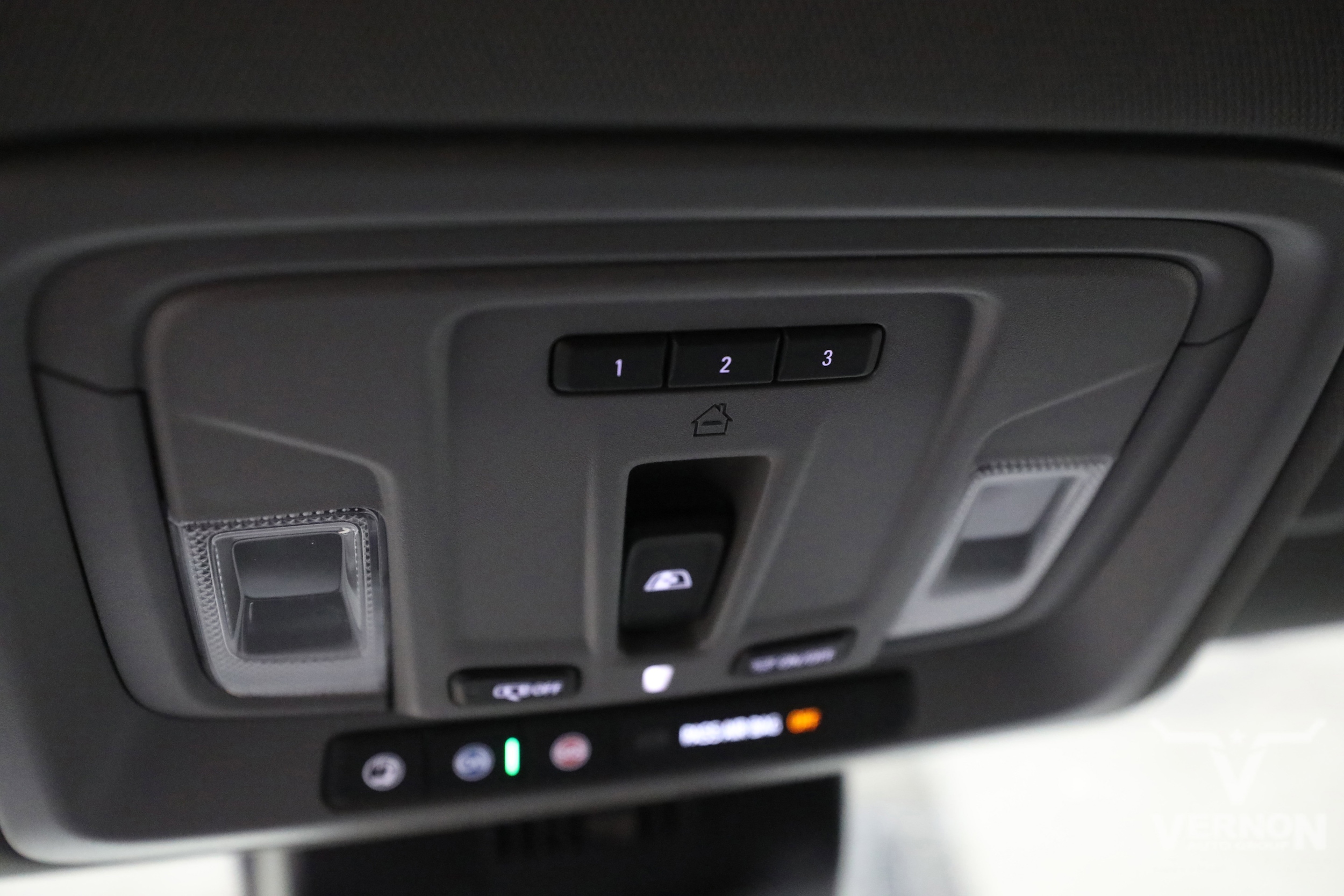 2026 GMC Sierra 1500 SLT - Photo 25