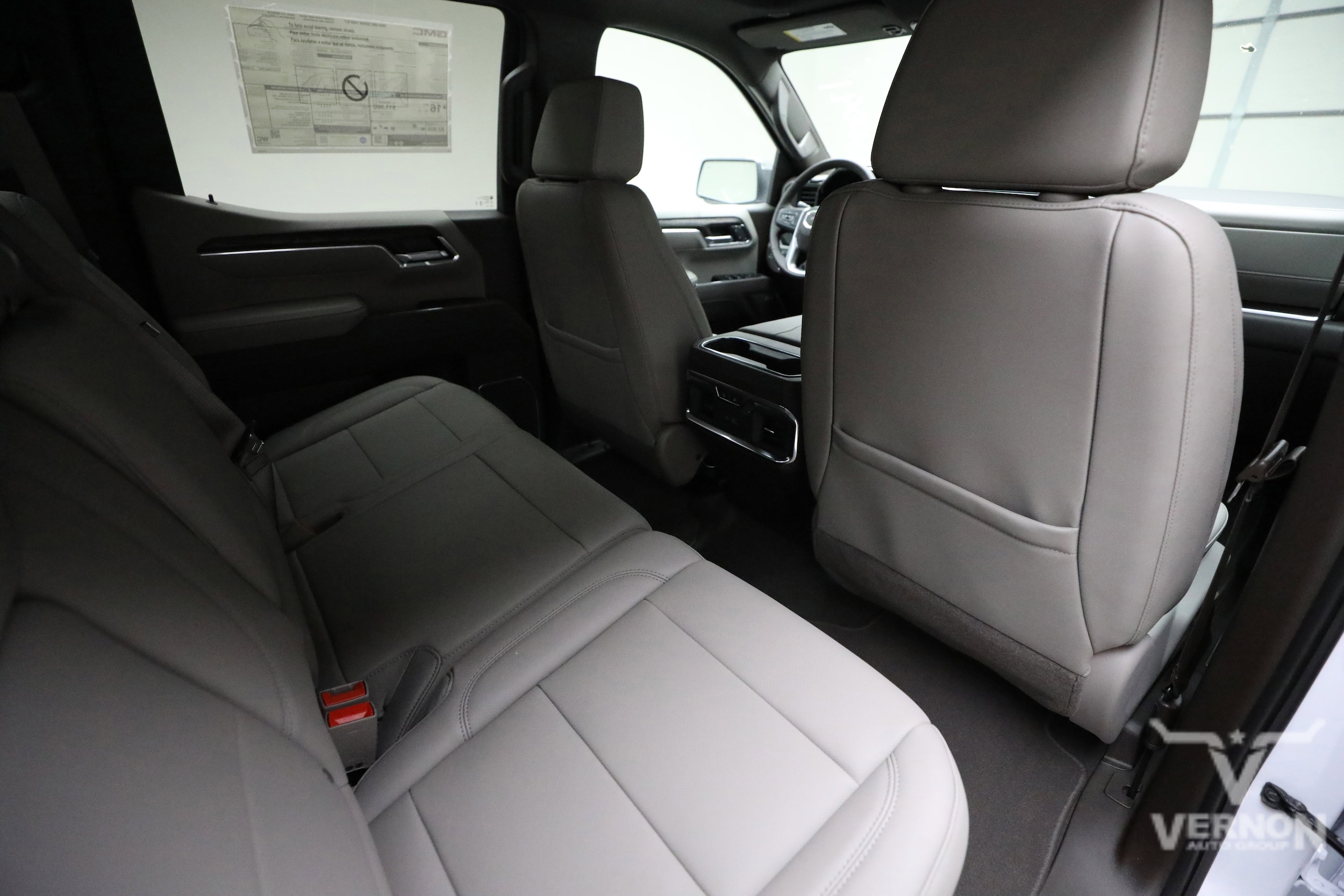 2026 GMC Sierra 1500 SLT - Photo 12
