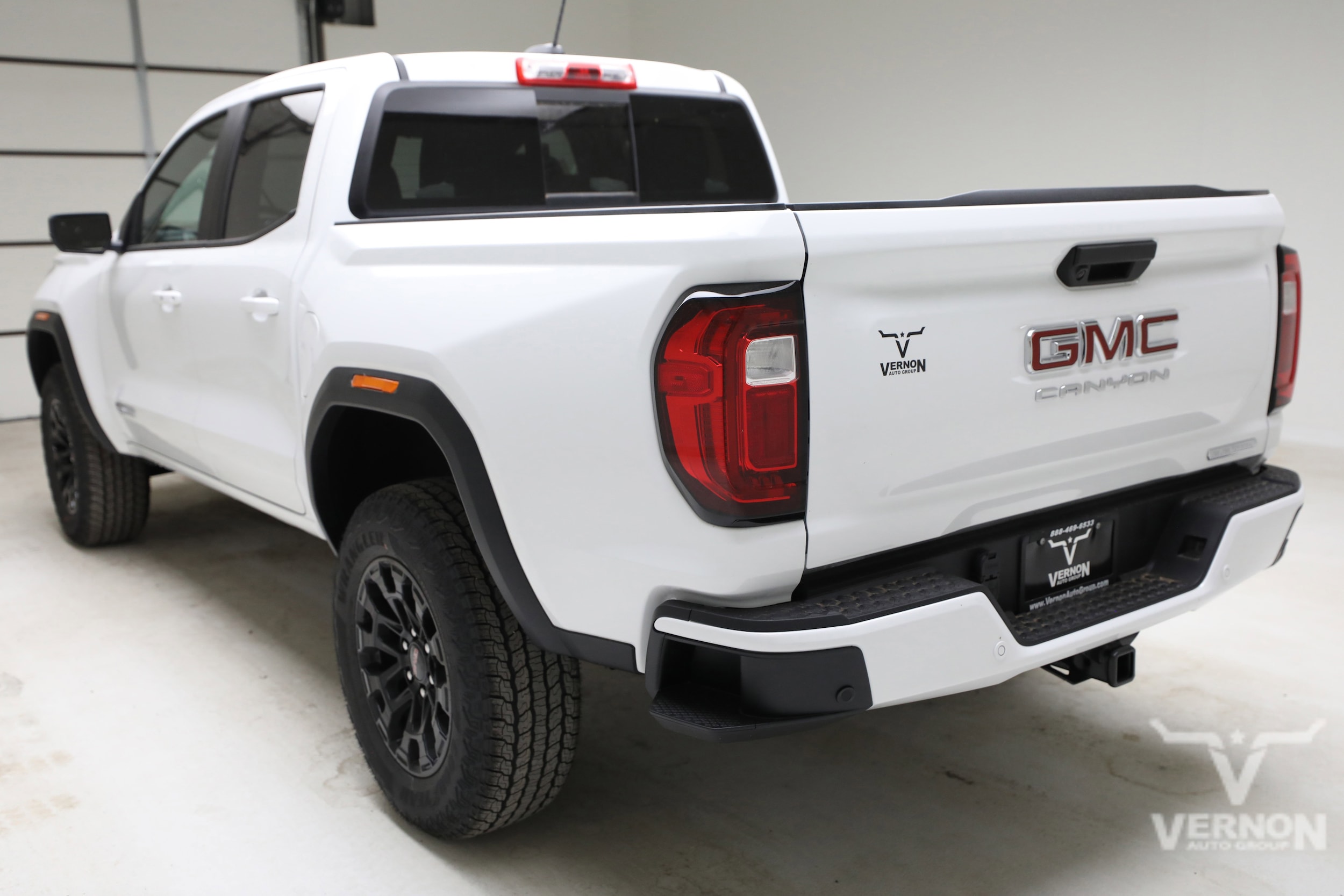 2026 GMC Canyon Elevation - Photo 3