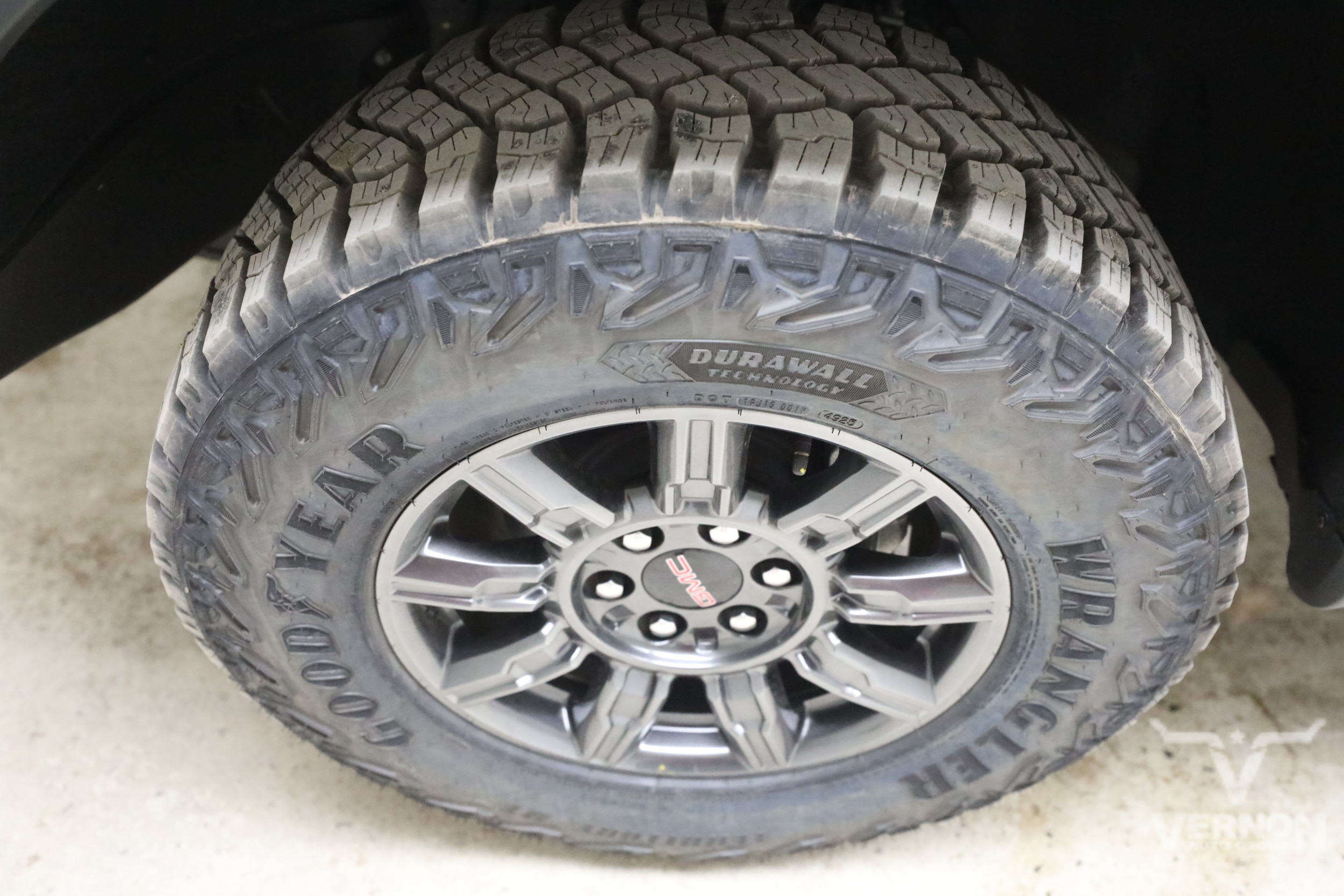 2026 GMC Sierra 1500 AT4X - Photo 27