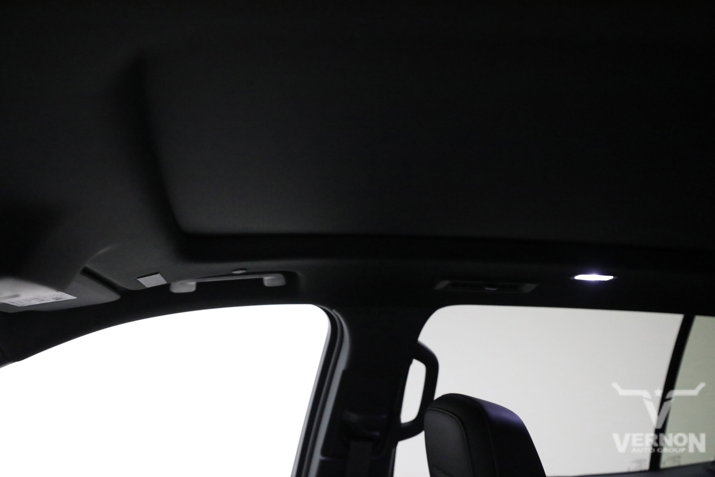 2026 GMC Acadia Denali - Photo 14