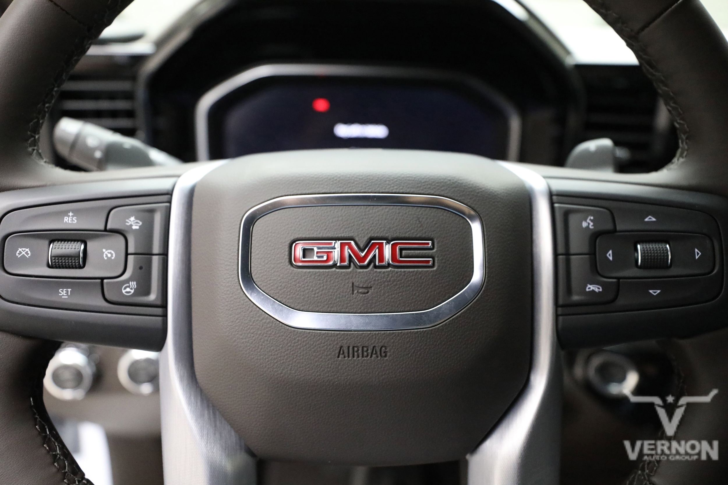2026 GMC Sierra 1500 SLT - Photo 21