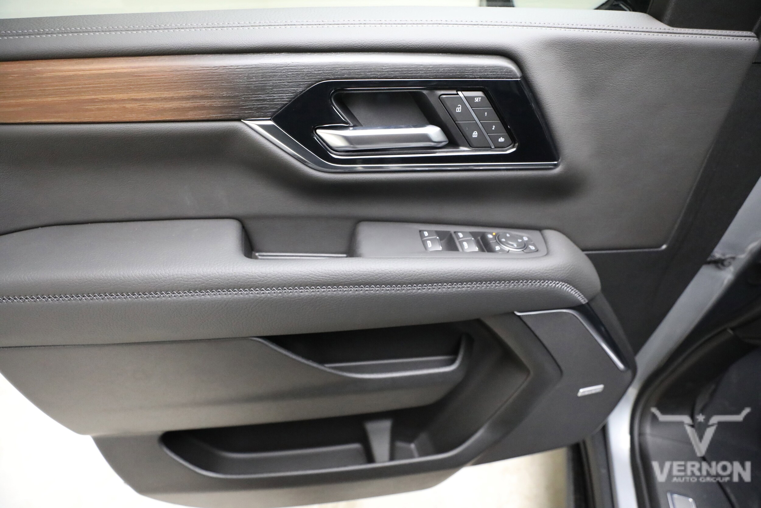 2026 GMC Yukon XL Denali - Photo 20