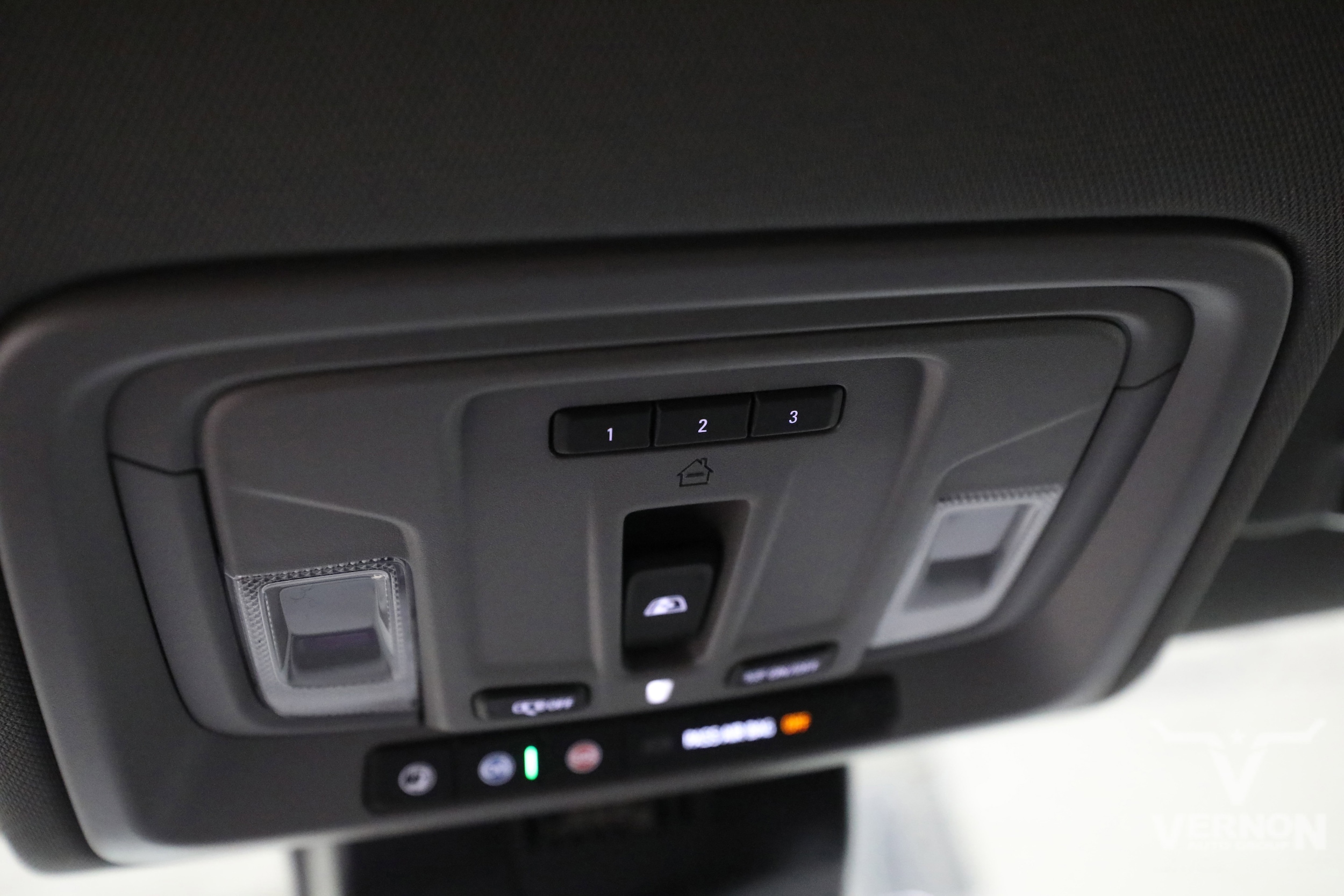 2026 GMC Sierra 1500 SLT - Photo 26