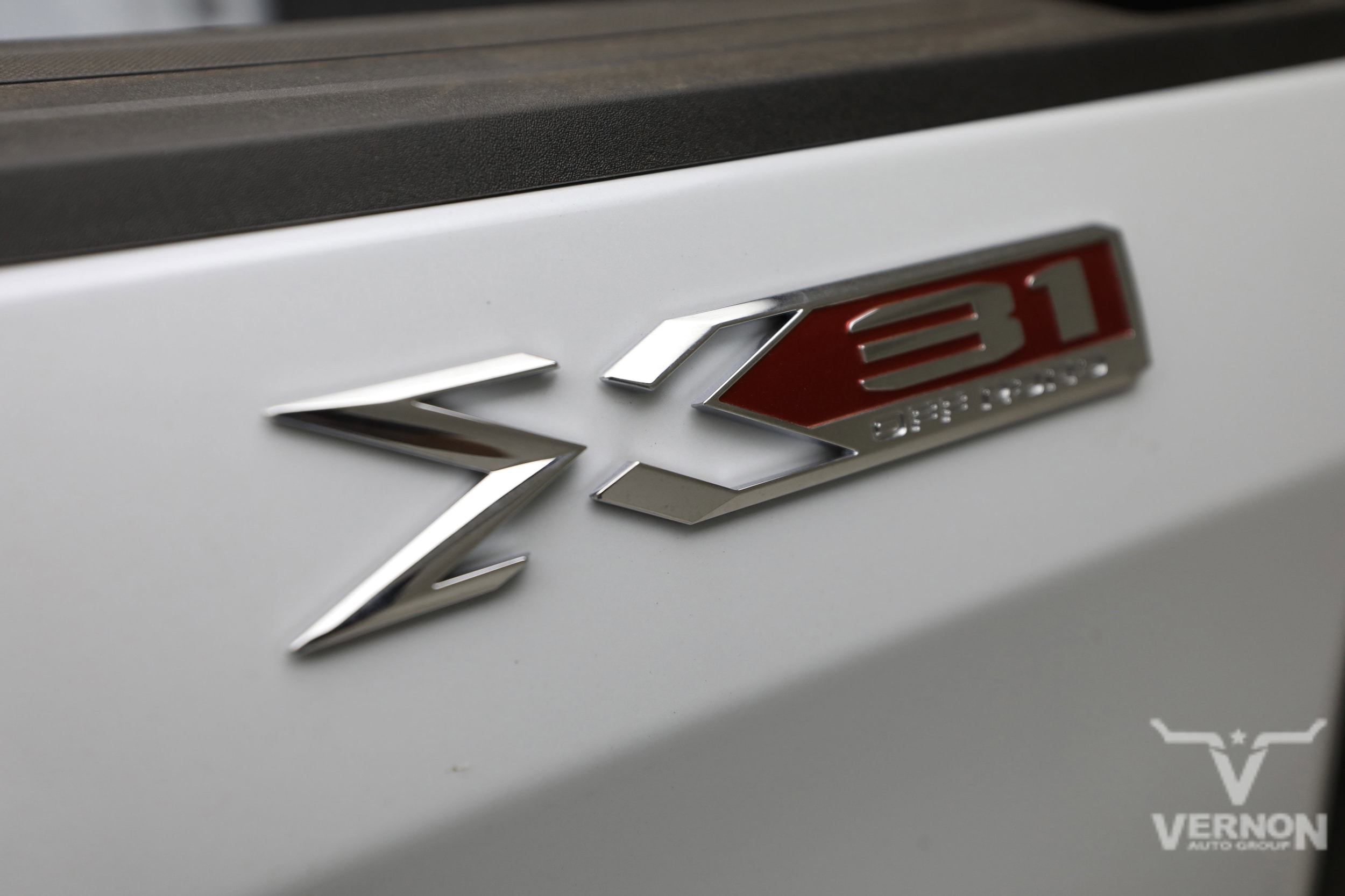 2026 GMC Sierra 1500 SLT - Photo 37