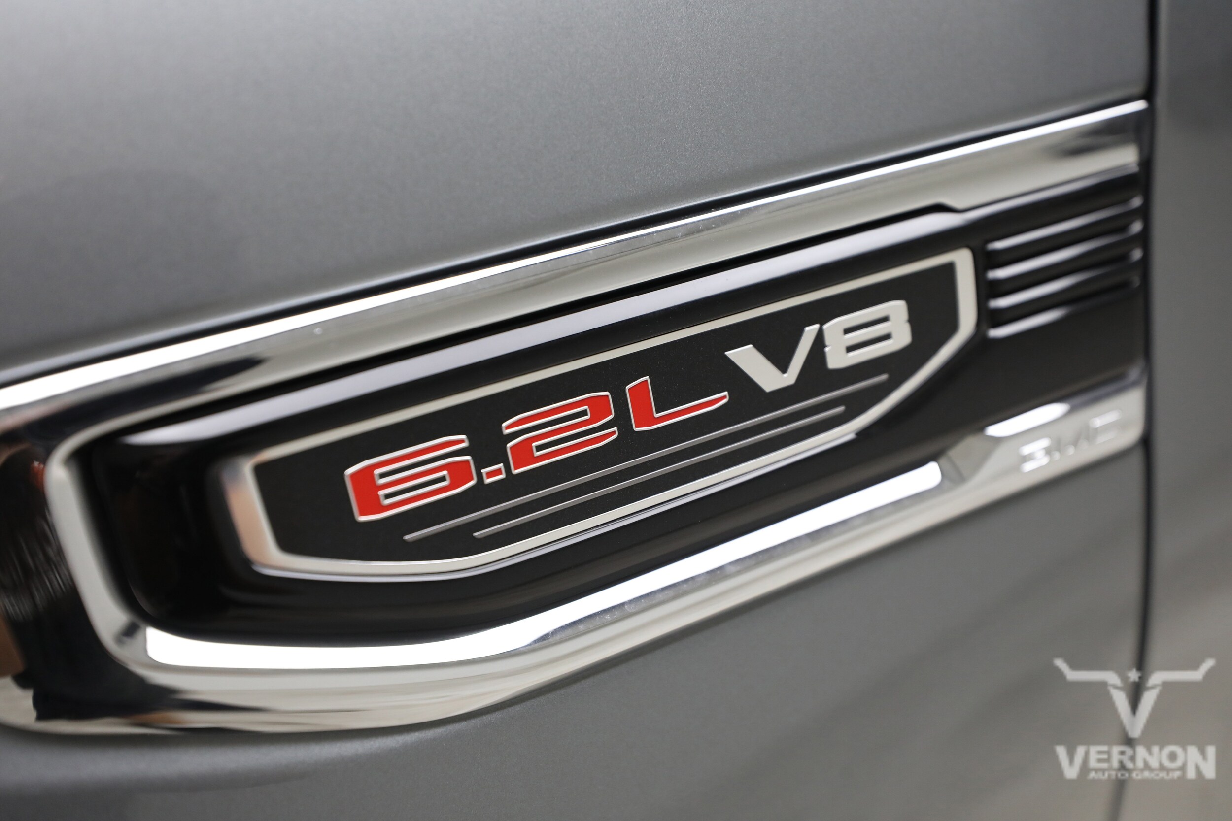 2026 GMC Sierra 1500 SLT - Photo 37