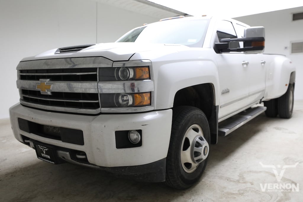 Used 2019 Chevrolet Silverado 3500HD High Country Truck Crew Cab