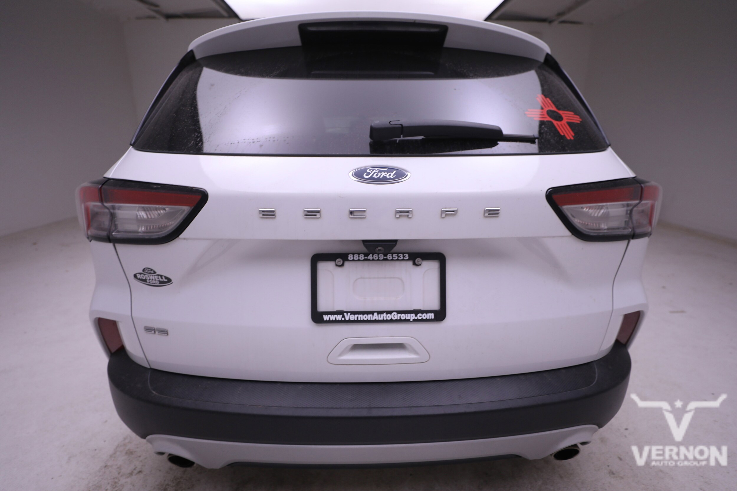 2020 Ford Escape SE photo 3