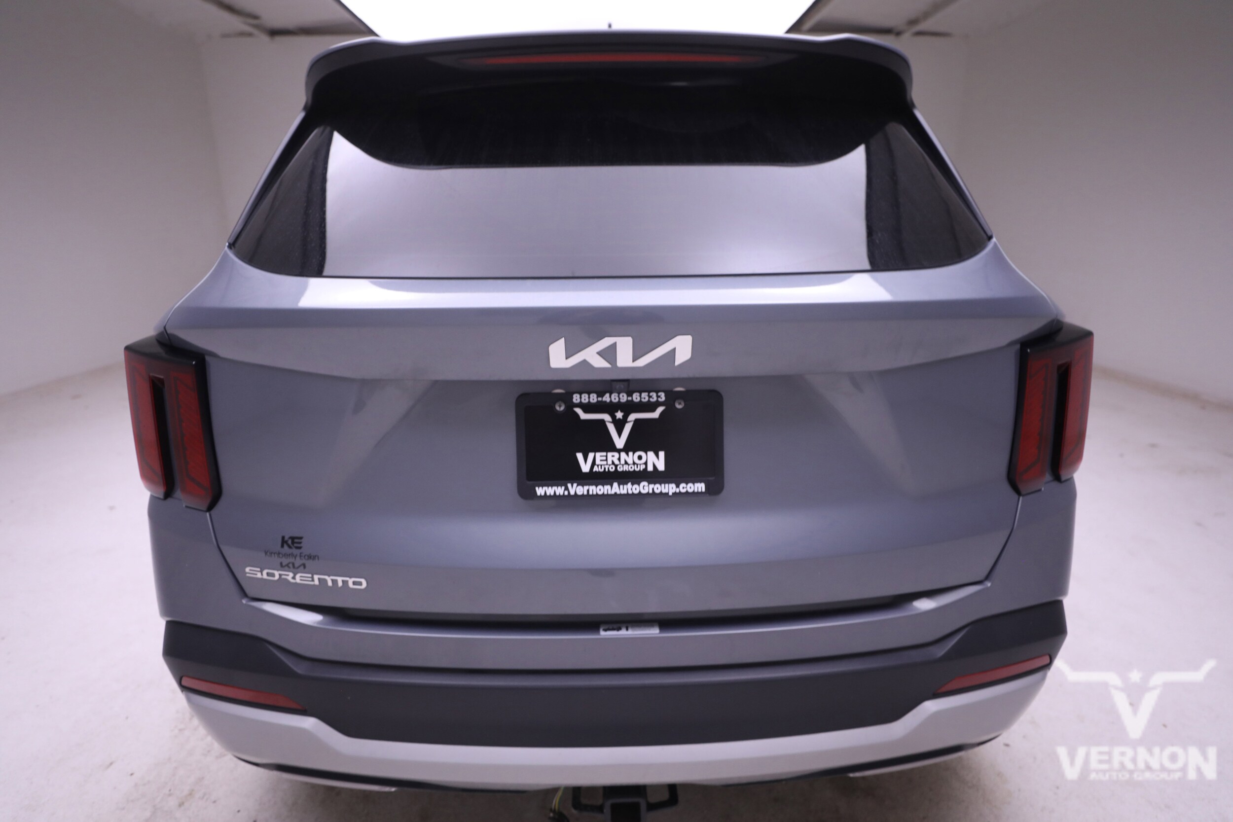 2025 Kia Sorento LX photo 3