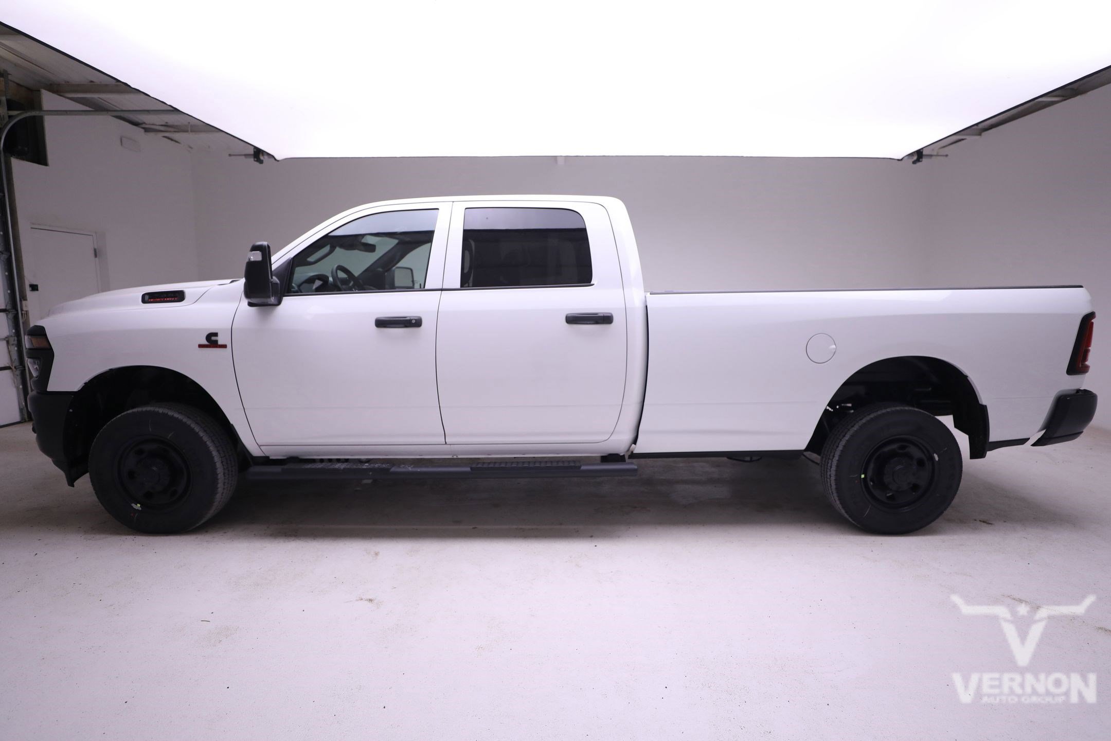2025 Ram 2500 Tradesman photo 2