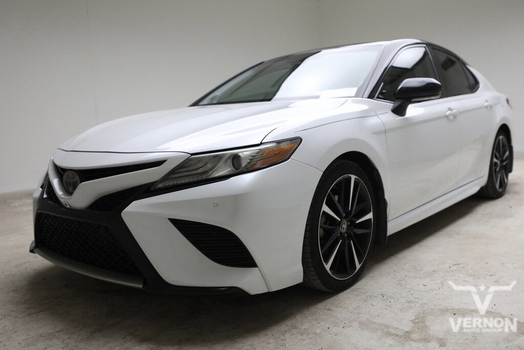 Used 2019 Toyota Camry XLE V6 Sedan