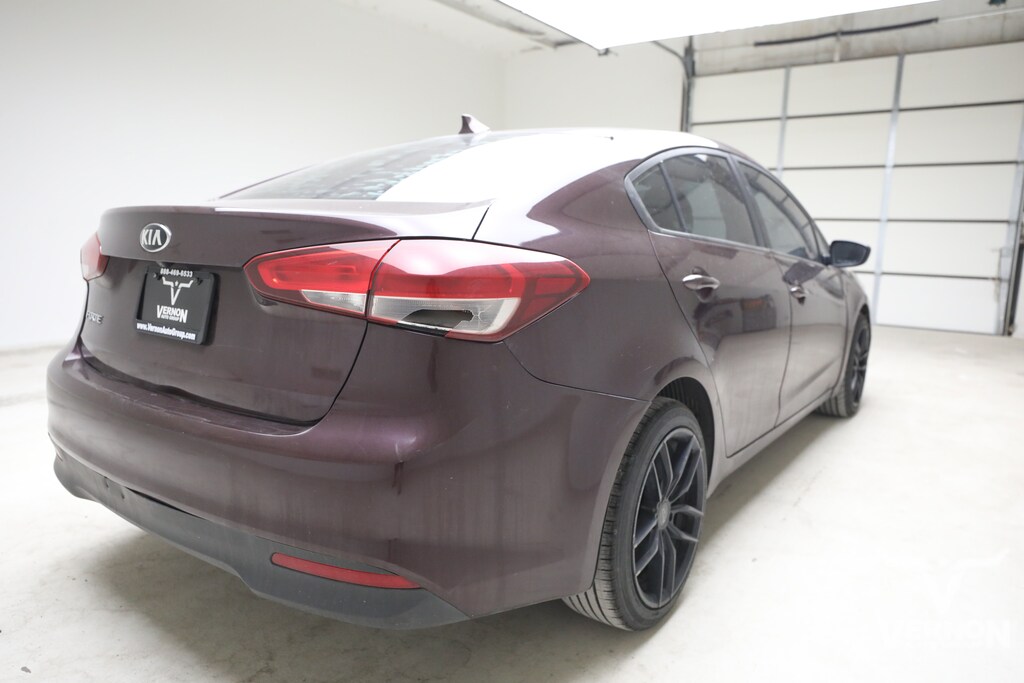 Used 2017 Kia Forte LX Sedan