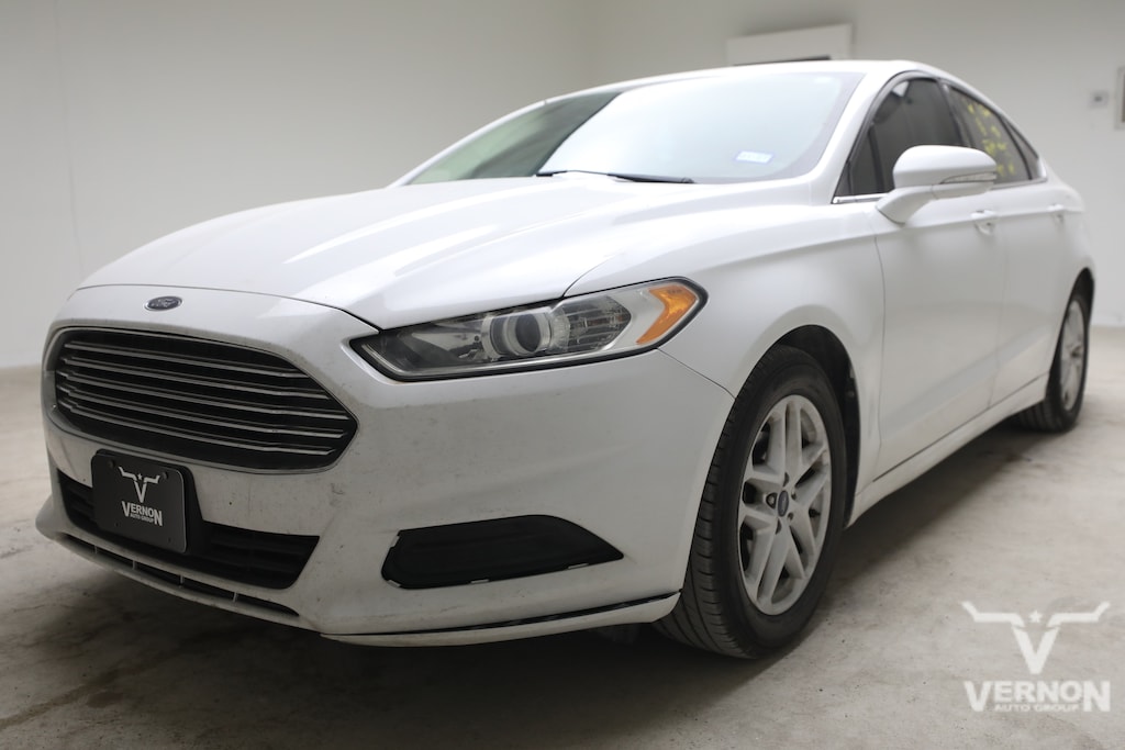 Used 2014 Ford Fusion SE Sedan