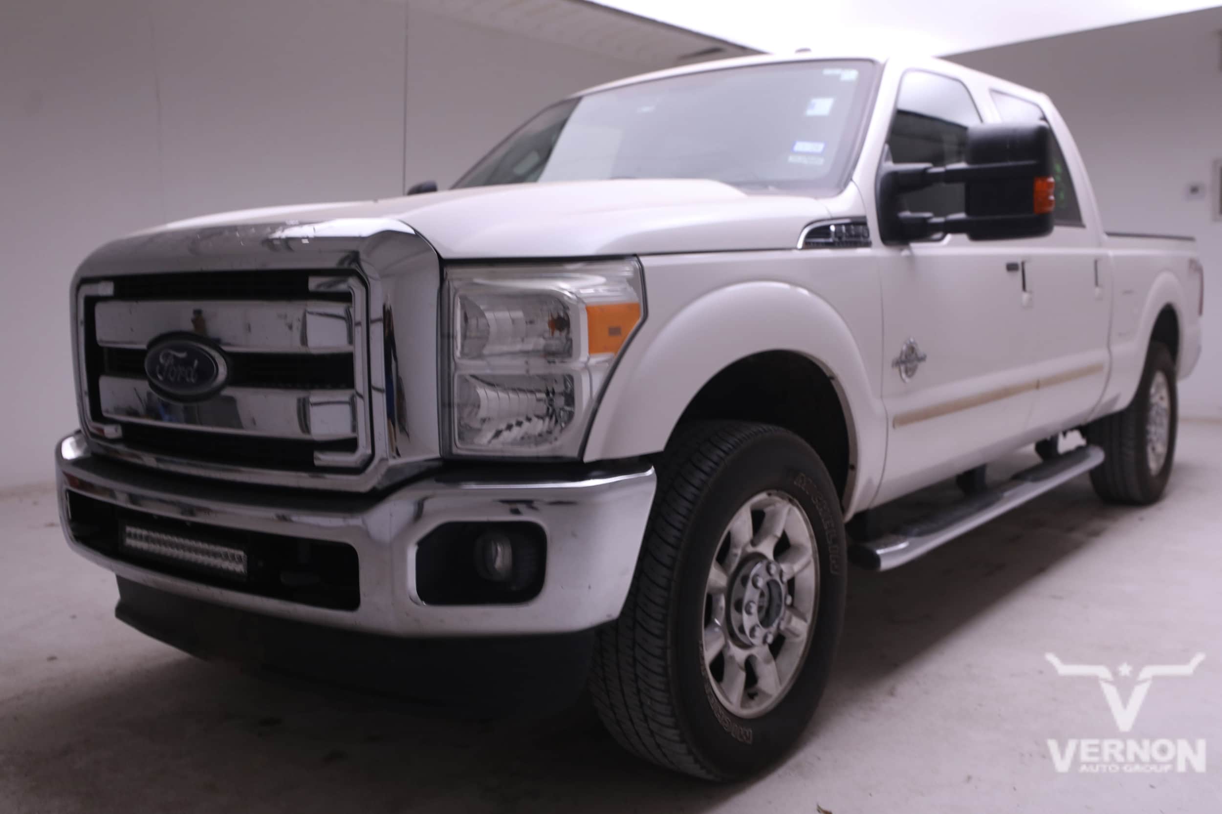 2015 Ford F-250 Super Duty Lariat's photo