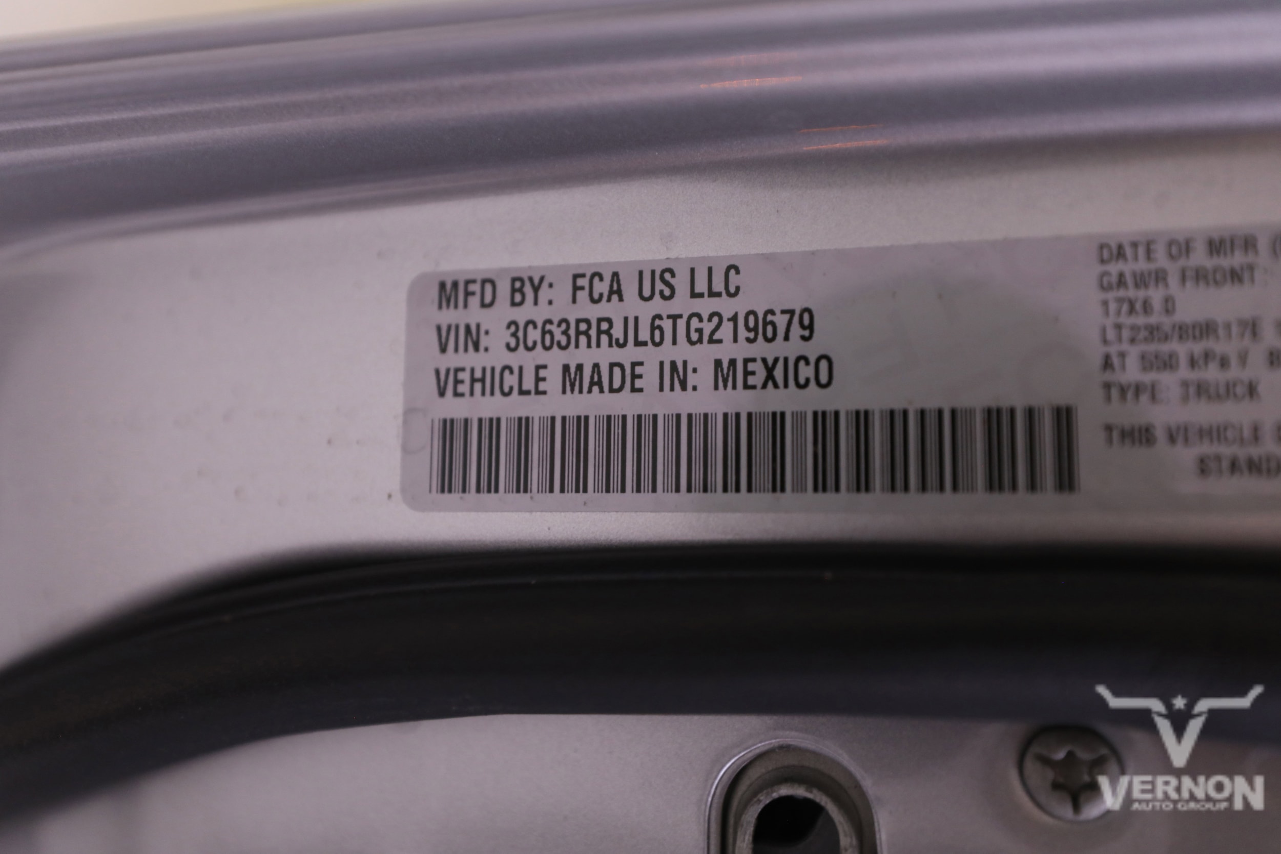2026 RAM 3500 Laramie - Photo 39
