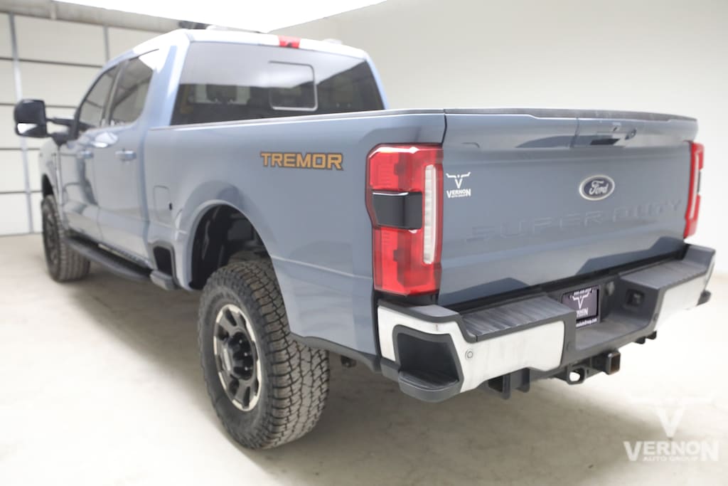 Used 2023 Ford F-250 Truck Crew Cab
