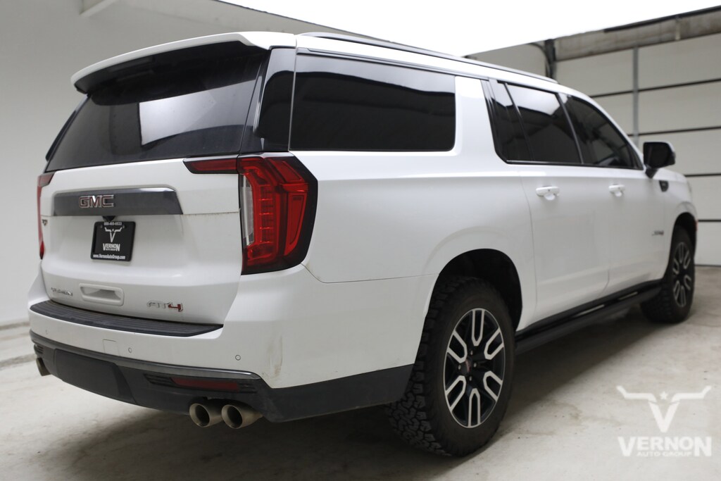 Used 2023 GMC Yukon XL AT4 SUV