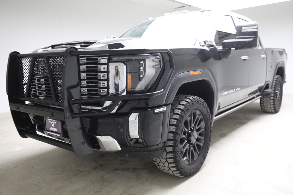 Used 2024 GMC Sierra 2500 HD Denali Truck Crew Cab