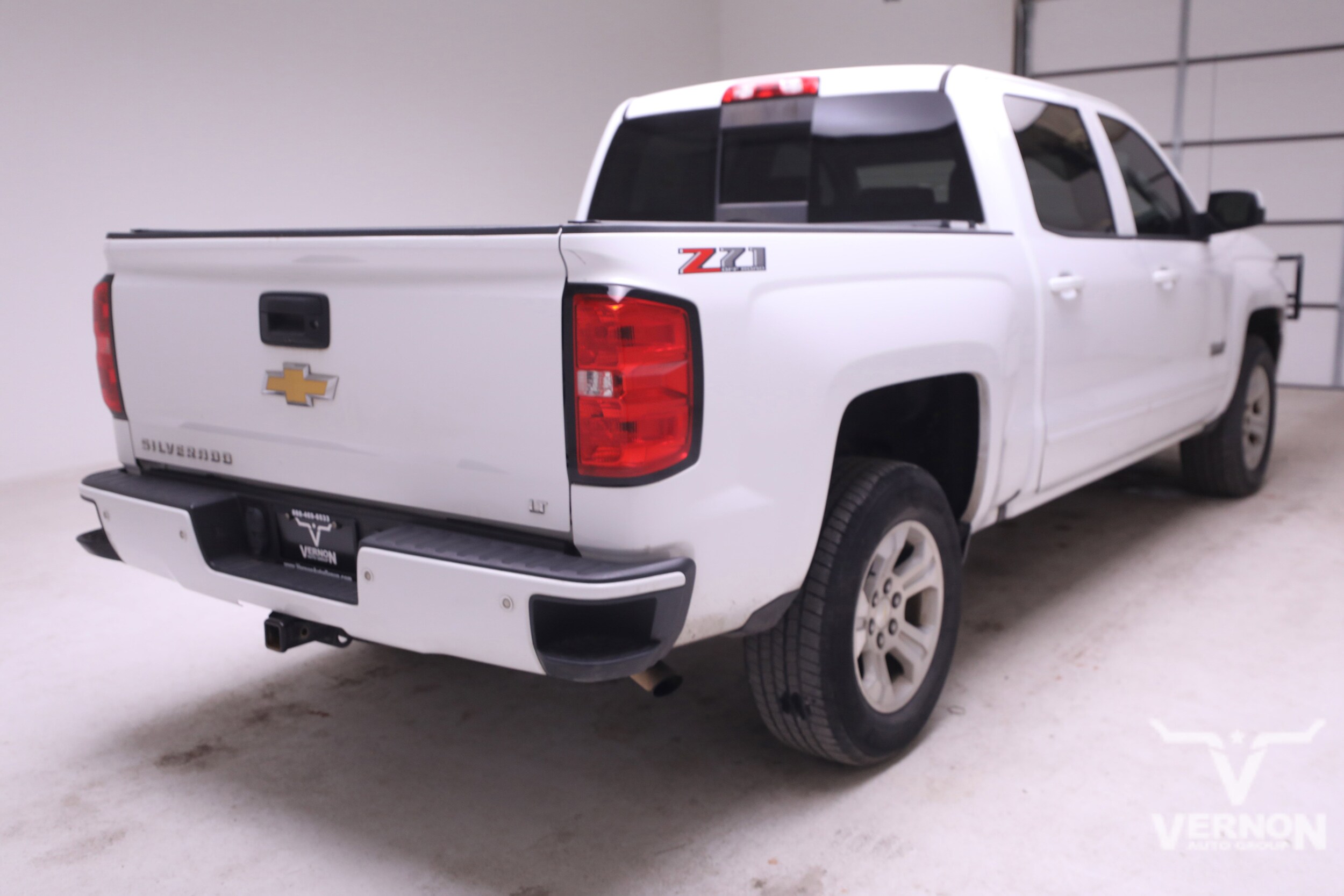 2018 Chevrolet Silverado 1500 LT Texas Edition Z71 photo 2